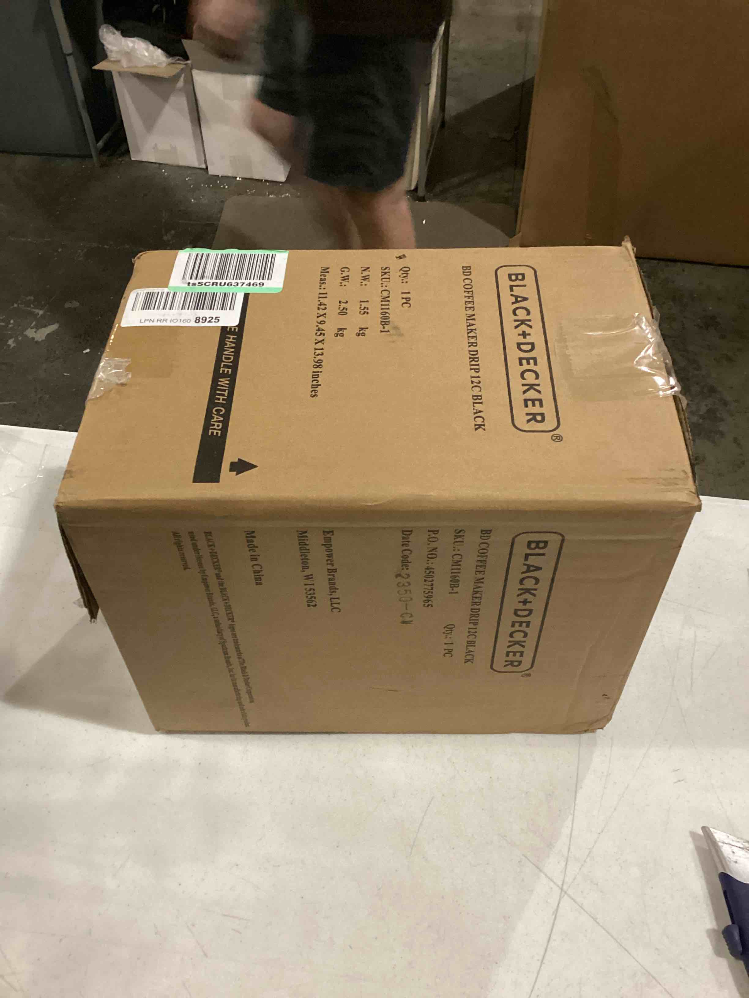 https://s3.amazonaws.com/lotting-images-prod/bidfta/RED5767776_1716038283069.jpeg