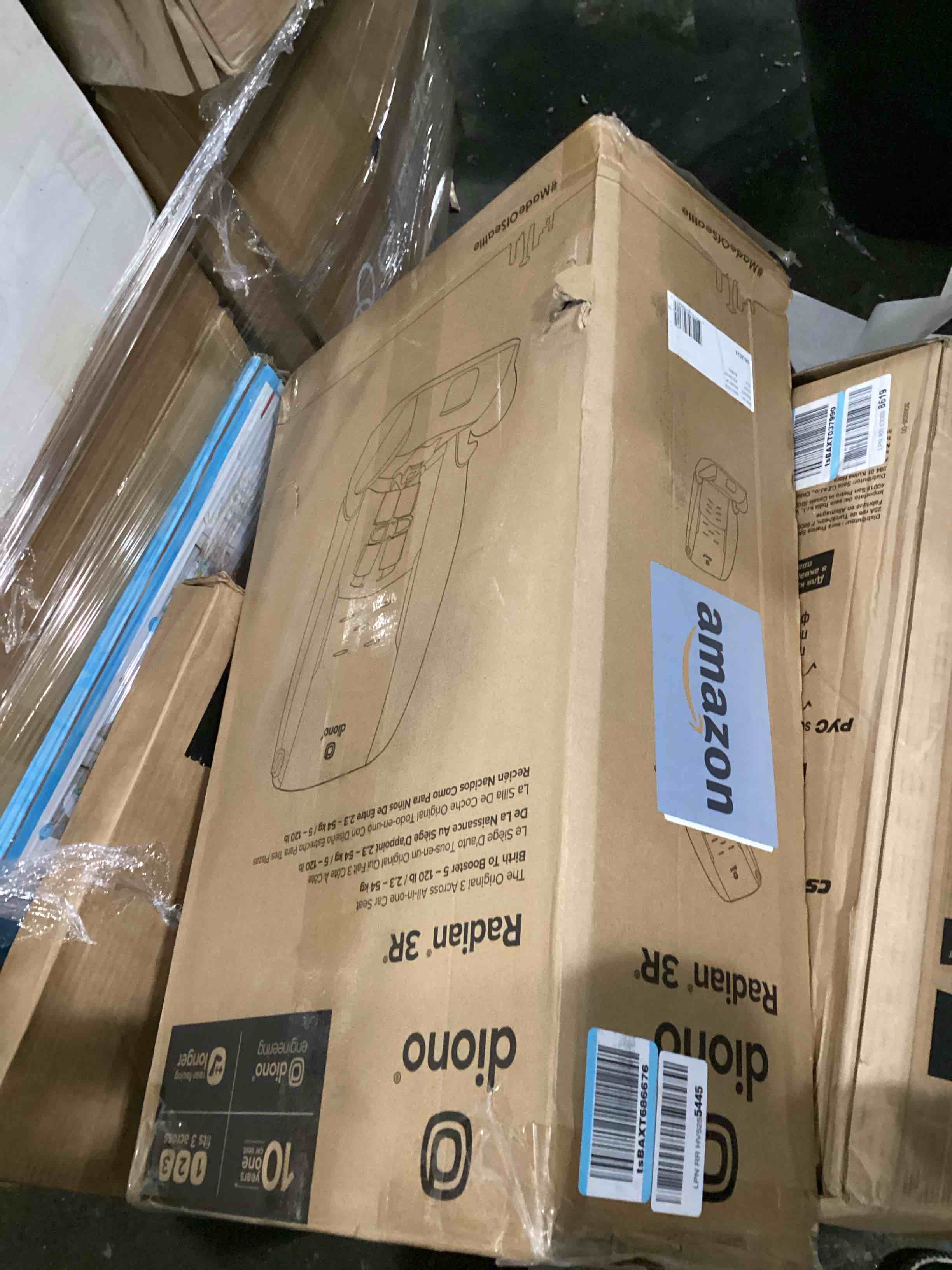 https://s3.amazonaws.com/lotting-images-prod/bidfta/RED5767906_1716555575740.jpeg