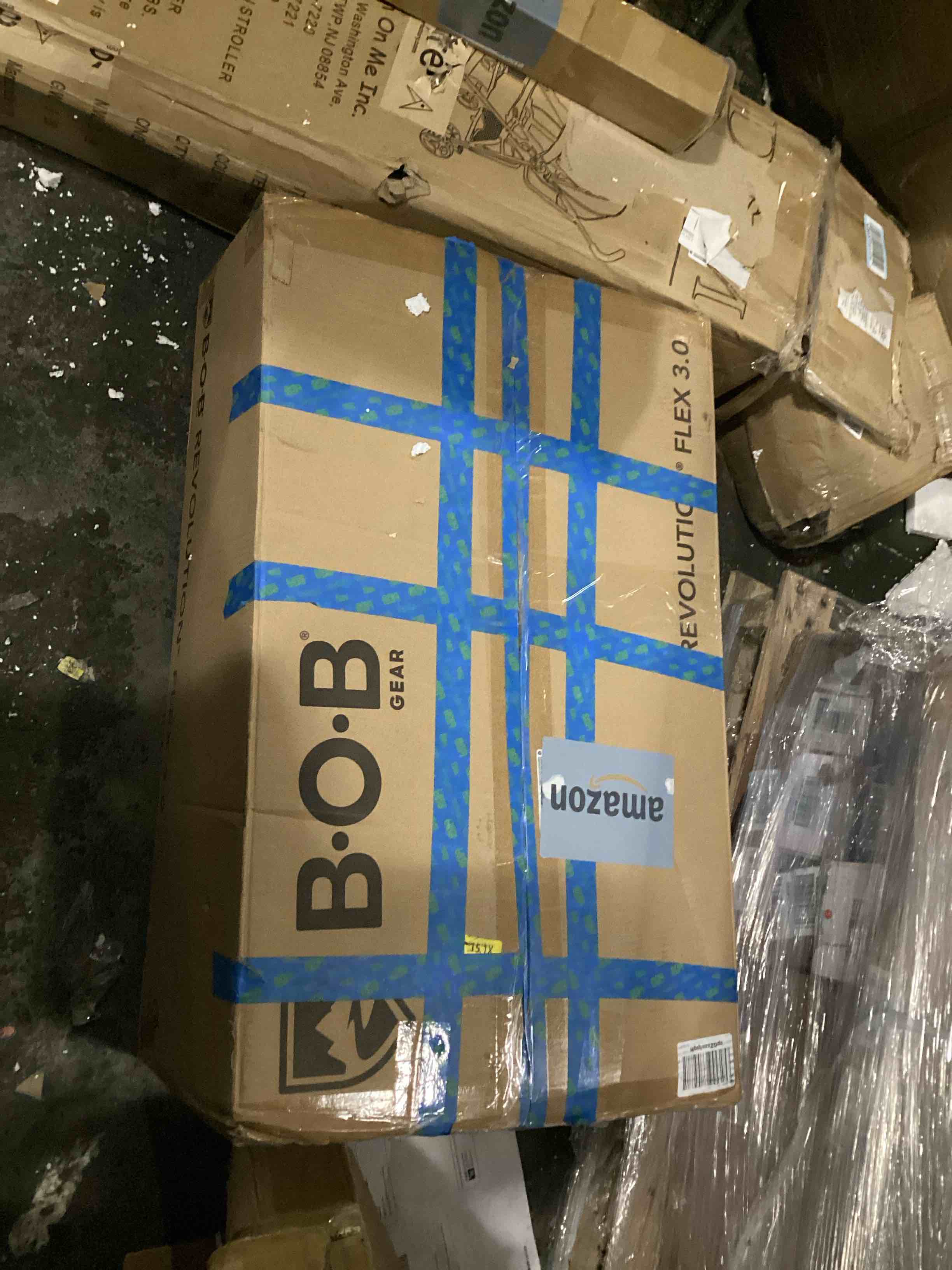 https://s3.amazonaws.com/lotting-images-prod/bidfta/RED5767937_1716569631106.jpeg