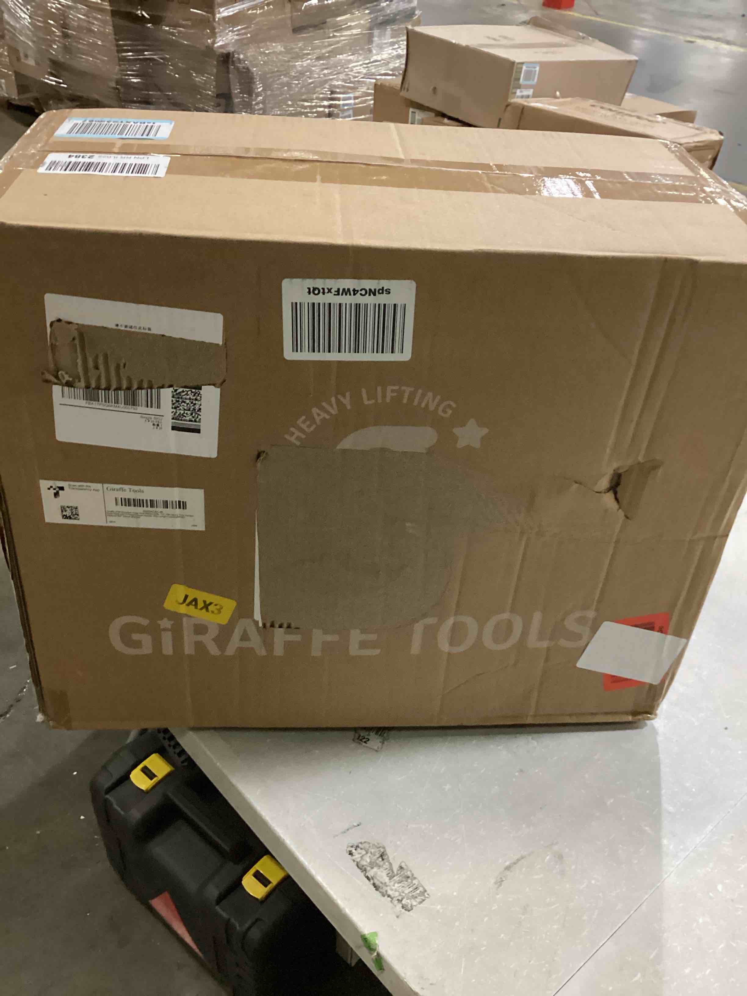 https://s3.amazonaws.com/lotting-images-prod/bidfta/RED5768379_1719232729825.jpeg
