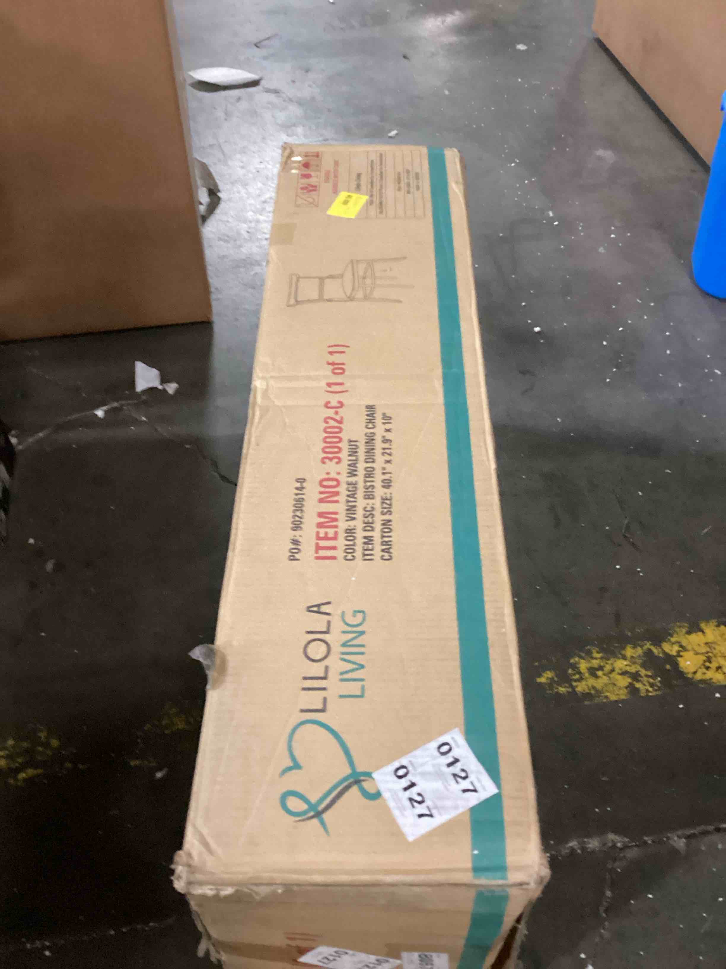 https://s3.amazonaws.com/lotting-images-prod/bidfta/RED5768699_1719426330106.jpeg