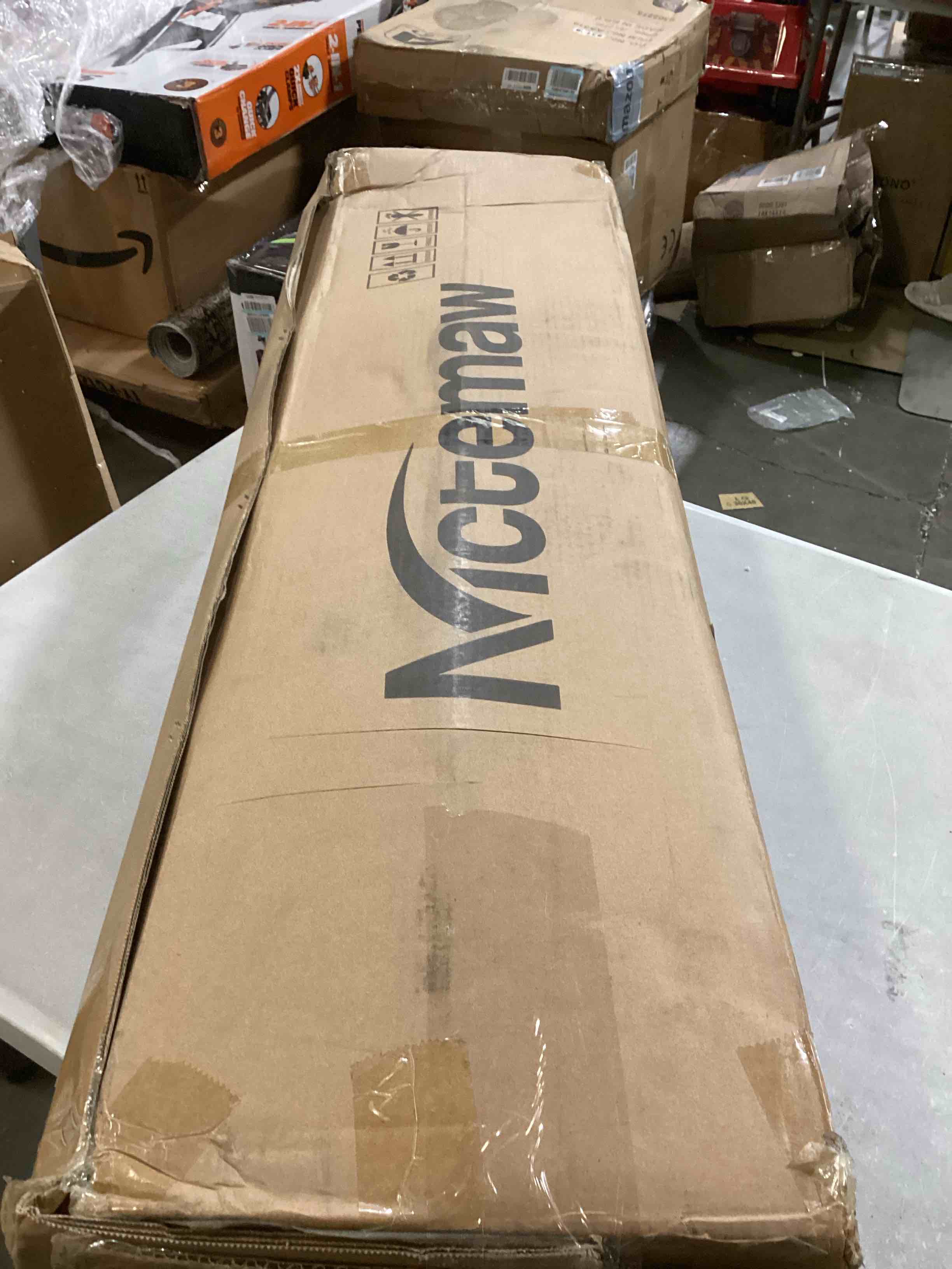 https://s3.amazonaws.com/lotting-images-prod/bidfta/RED5768956_1719855005197.jpeg