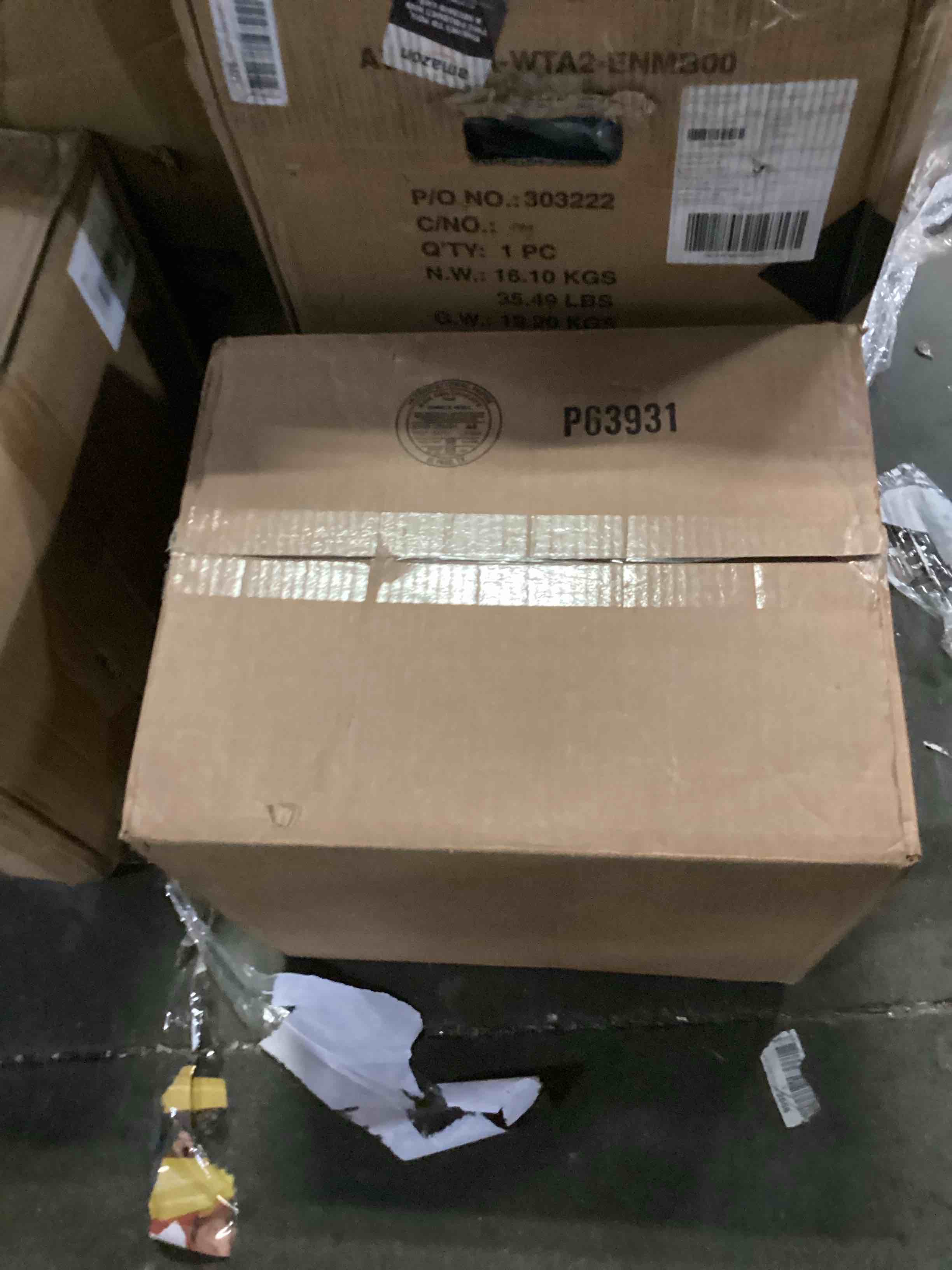 https://s3.amazonaws.com/lotting-images-prod/bidfta/RED5769644_1719318865937.jpeg