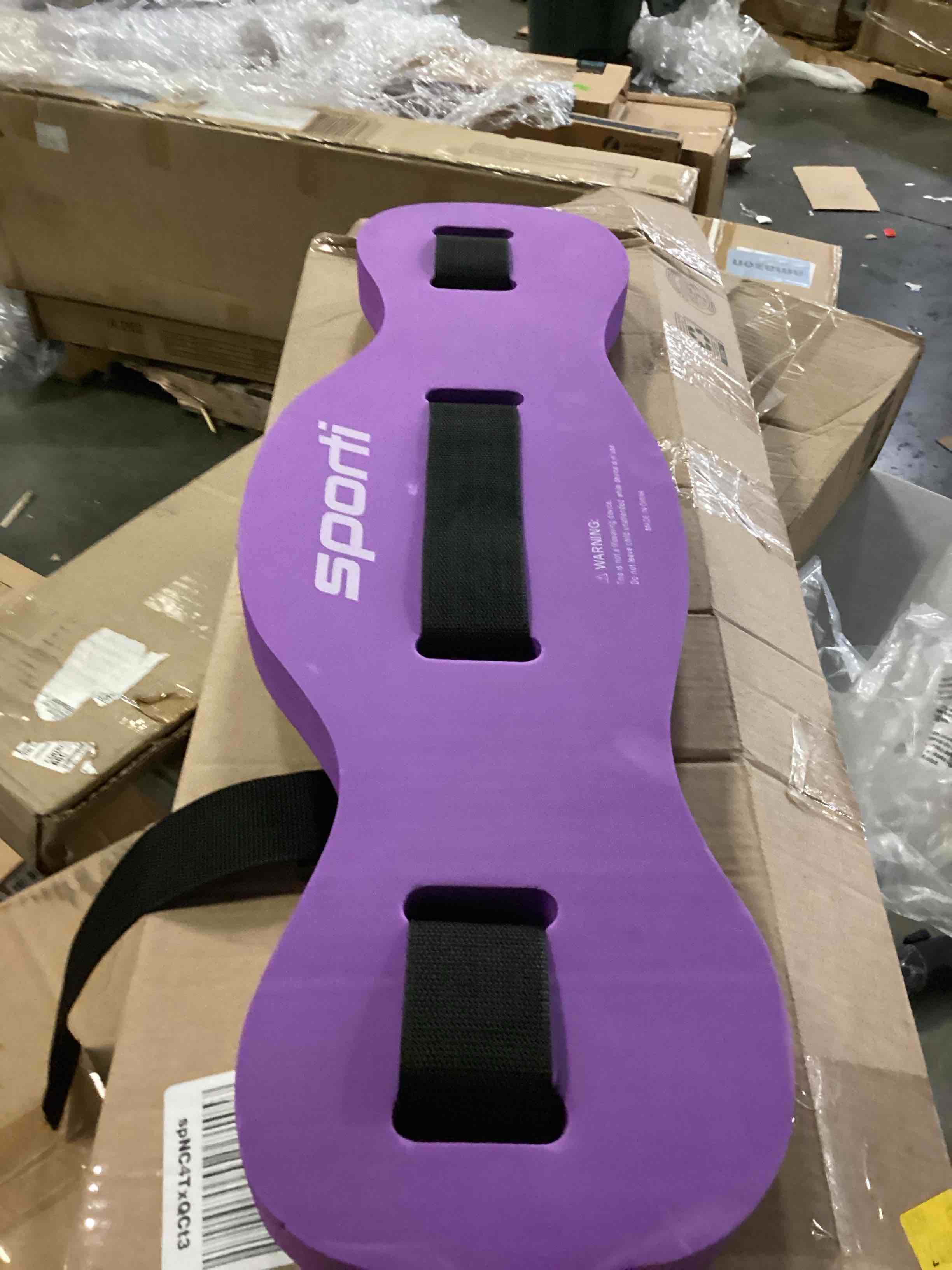 https://s3.amazonaws.com/lotting-images-prod/bidfta/RED5770629_1720026112249.jpeg