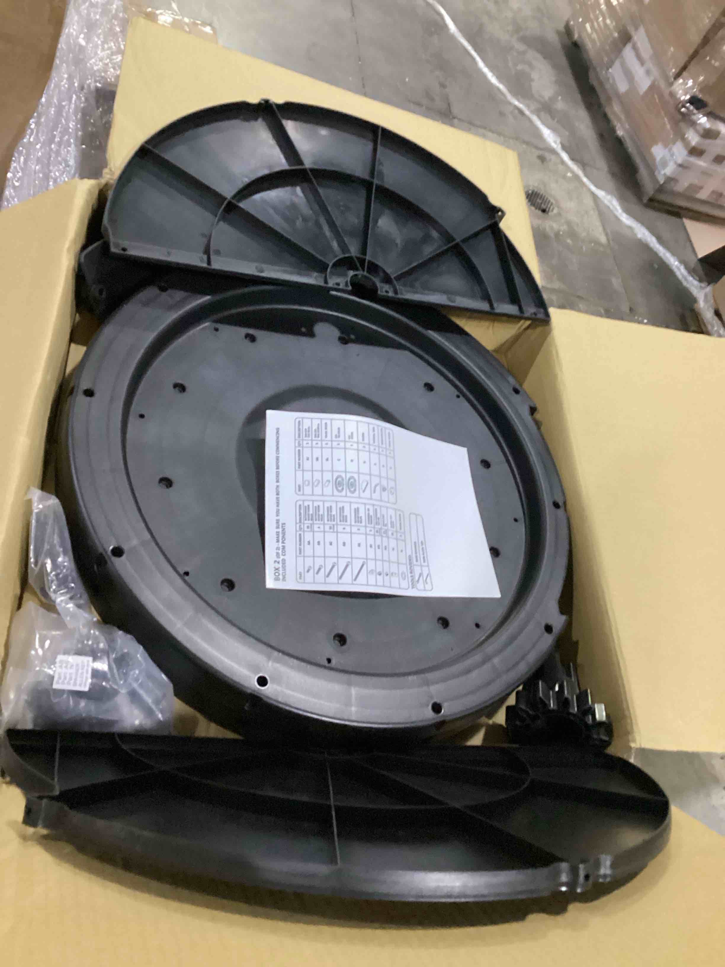 https://s3.amazonaws.com/lotting-images-prod/bidfta/RED5771166_1718981643166.jpeg