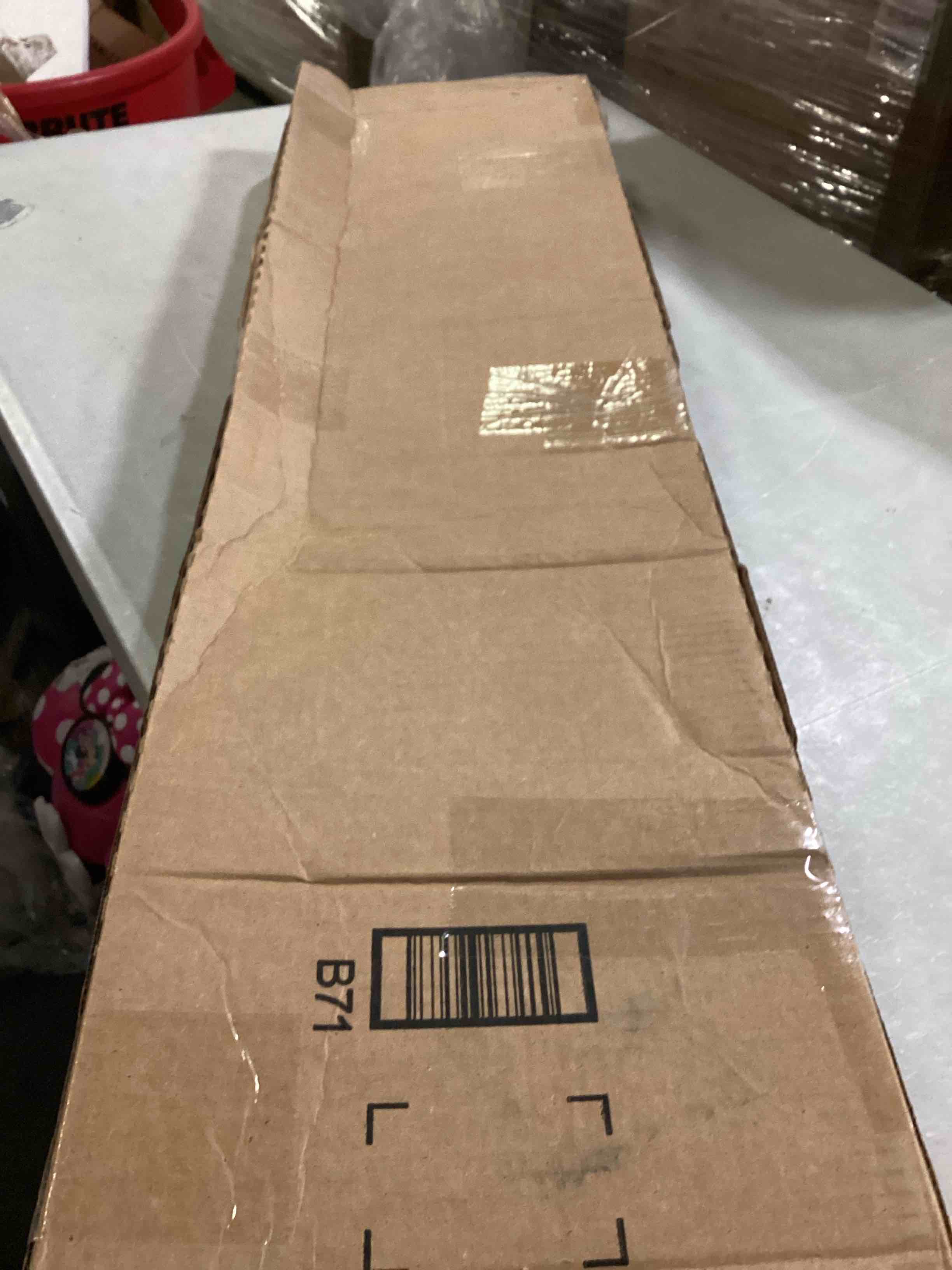 https://s3.amazonaws.com/lotting-images-prod/bidfta/RED5772515_1720613812694.jpeg
