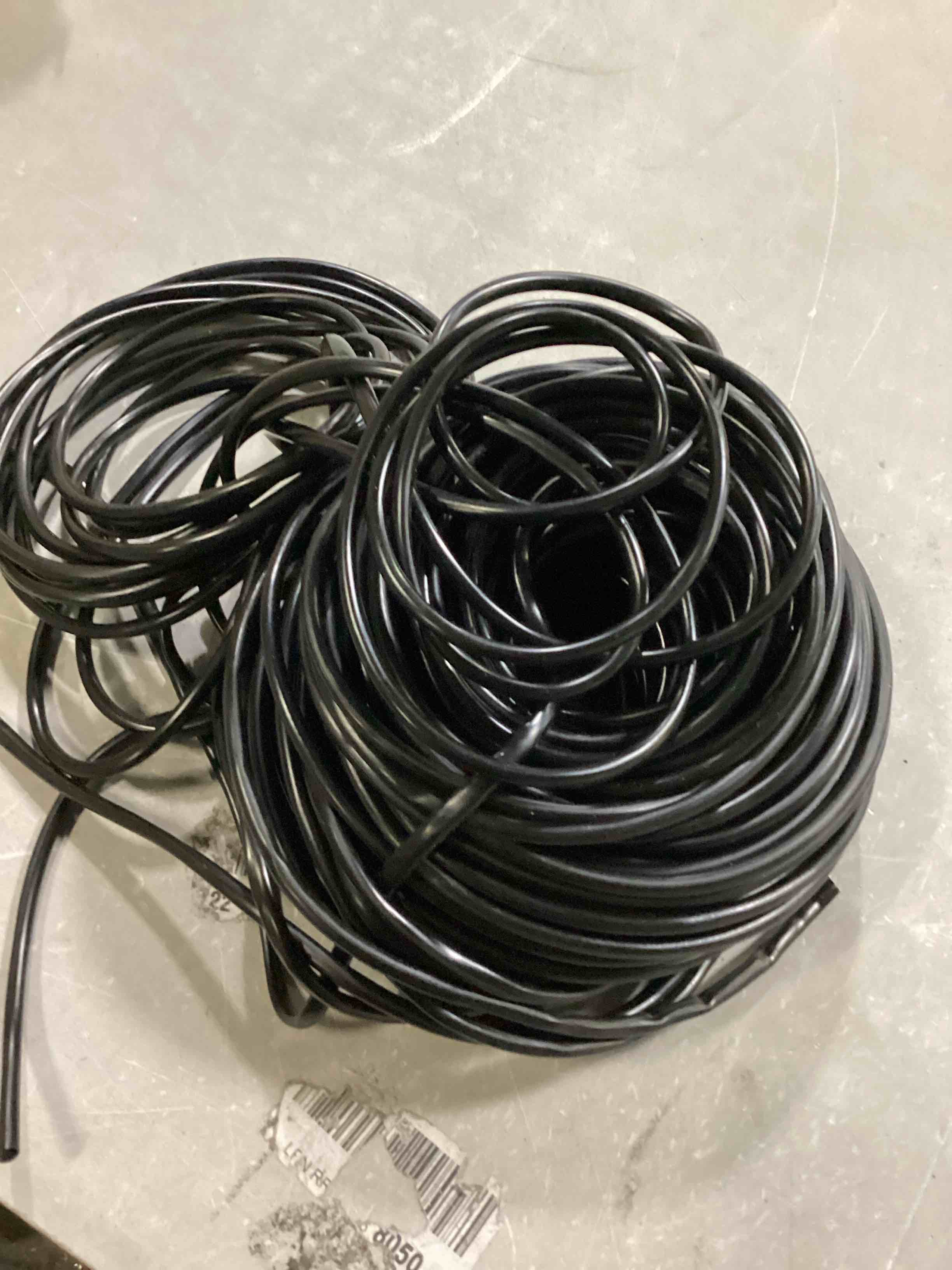 https://s3.amazonaws.com/lotting-images-prod/bidfta/RED5772609_1720631107408.jpeg