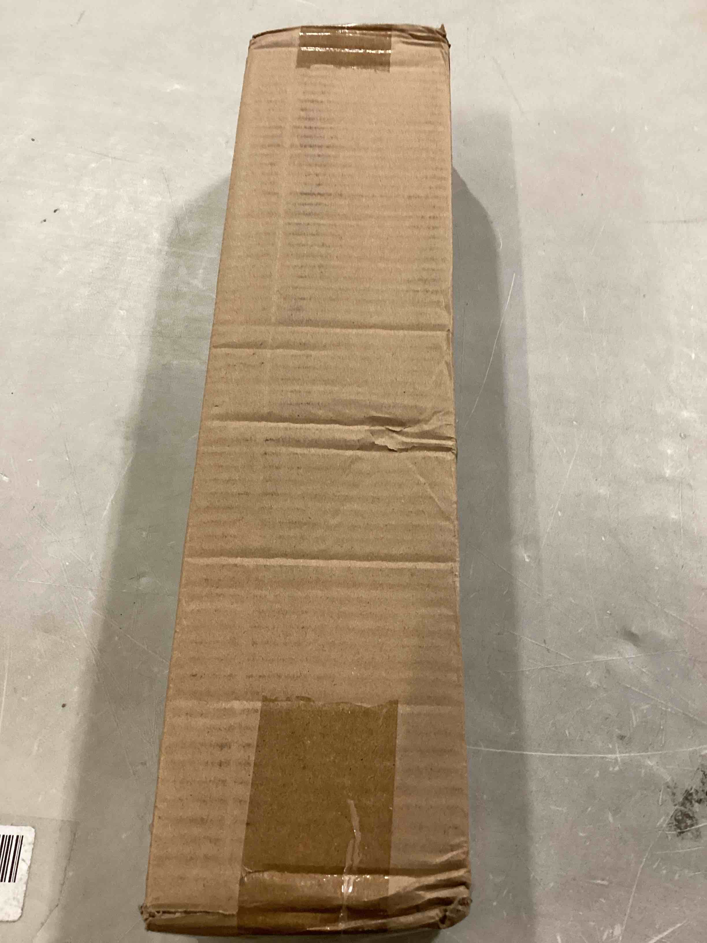 https://s3.amazonaws.com/lotting-images-prod/bidfta/RED5772687_1720699336185.jpeg