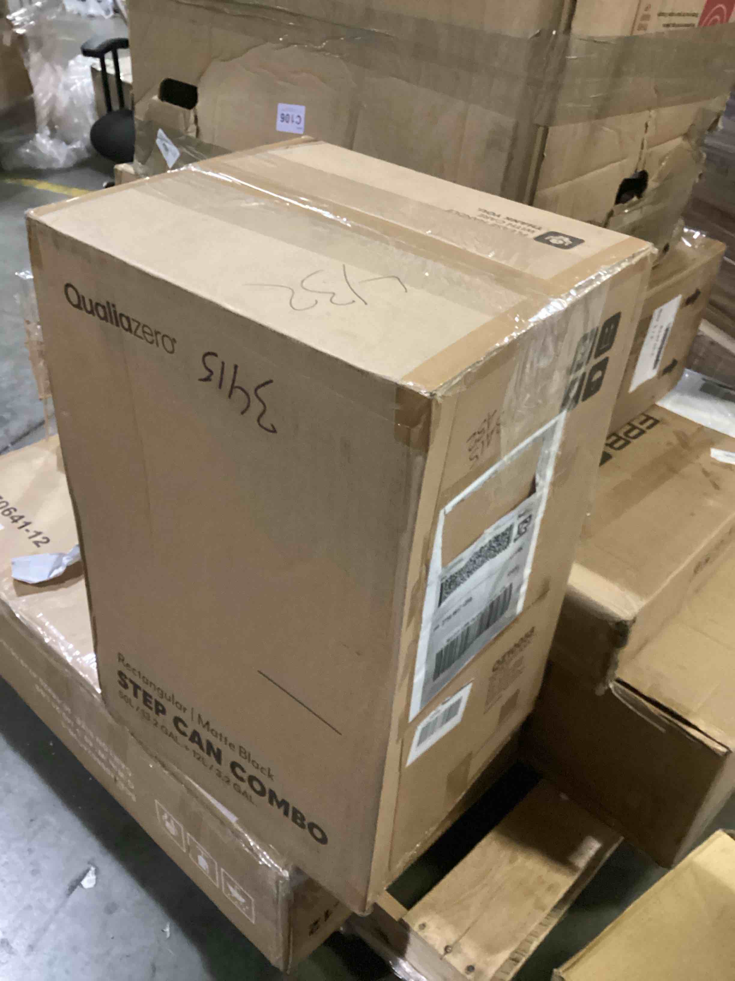 https://s3.amazonaws.com/lotting-images-prod/bidfta/RED5773156_1721393224402.jpeg
