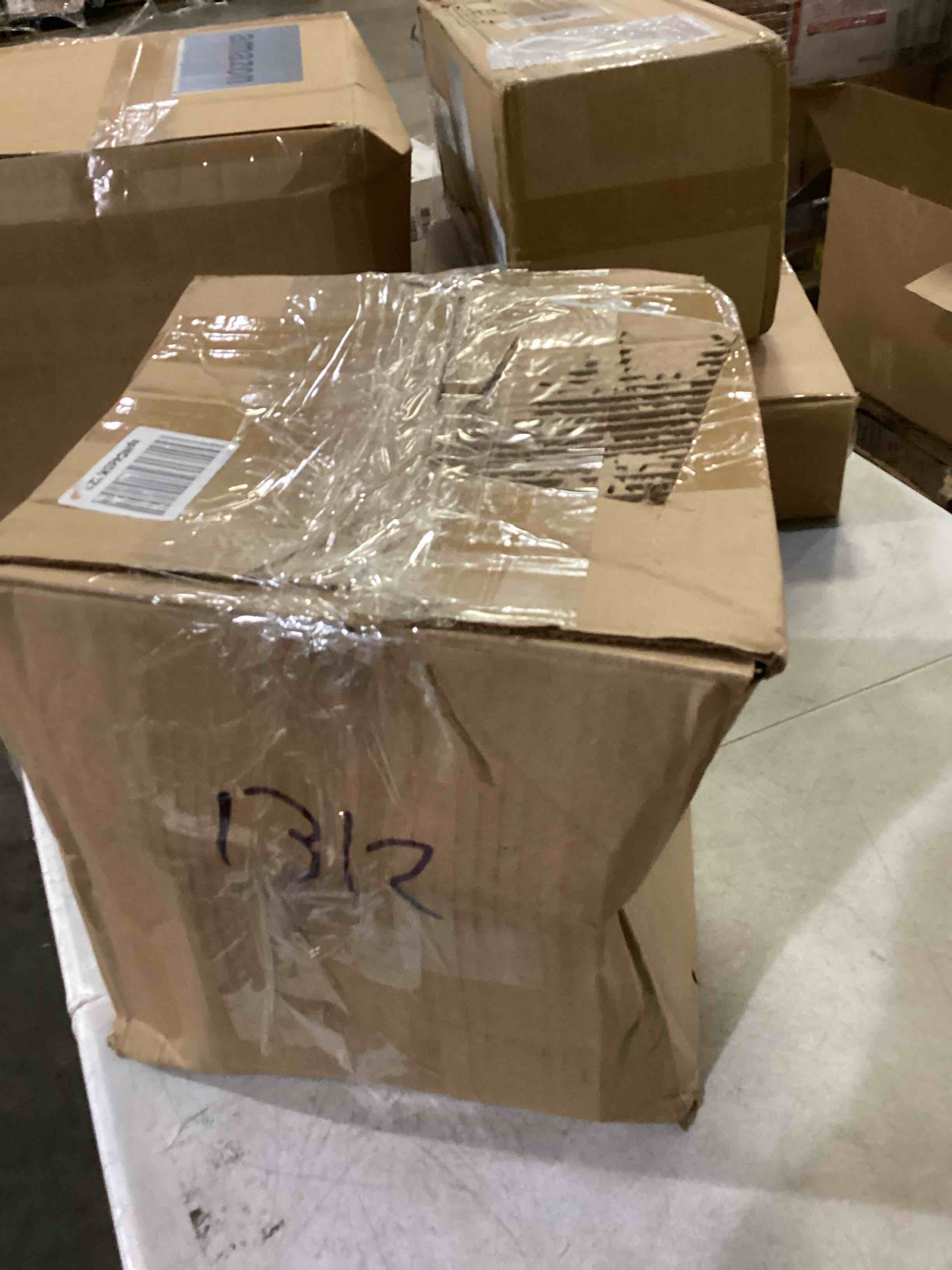https://s3.amazonaws.com/lotting-images-prod/bidfta/RED5773276_1721747687711.jpeg