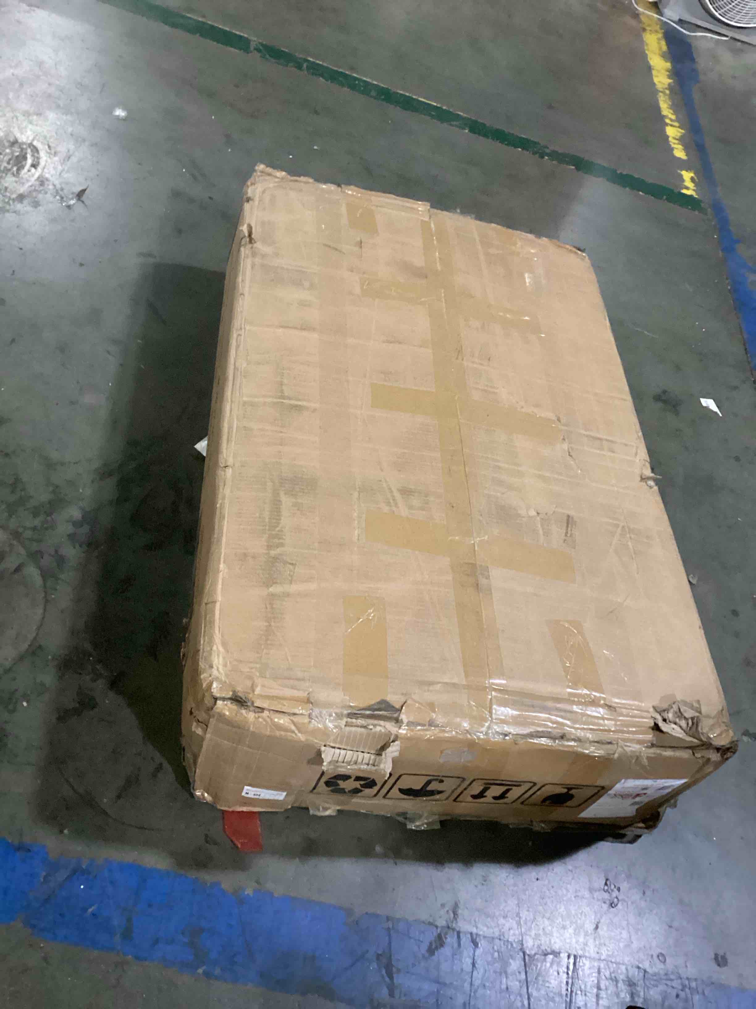 https://s3.amazonaws.com/lotting-images-prod/bidfta/RED5773476_1721846922587.jpeg