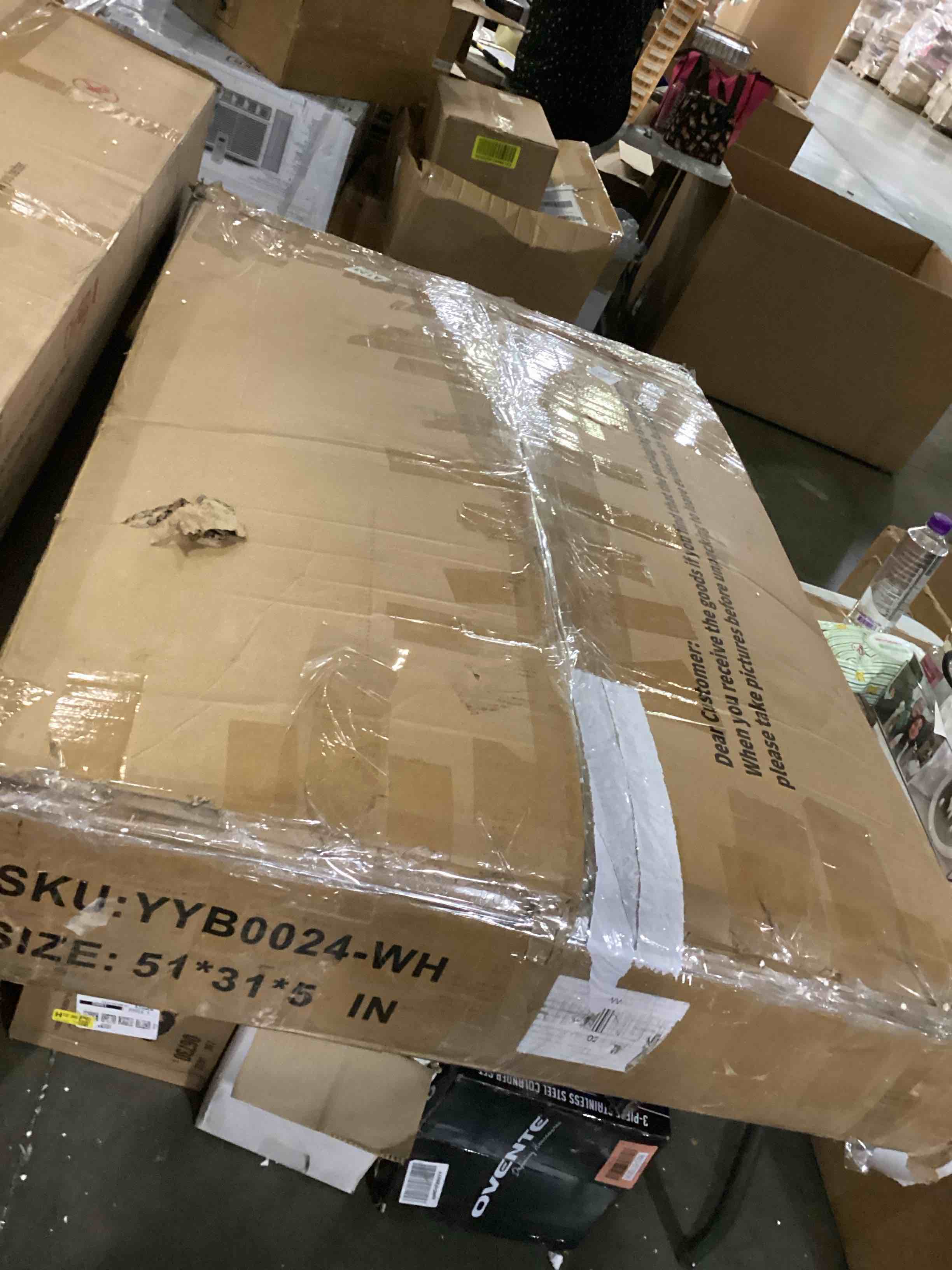https://s3.amazonaws.com/lotting-images-prod/bidfta/RED5773487_1721908946102.jpeg