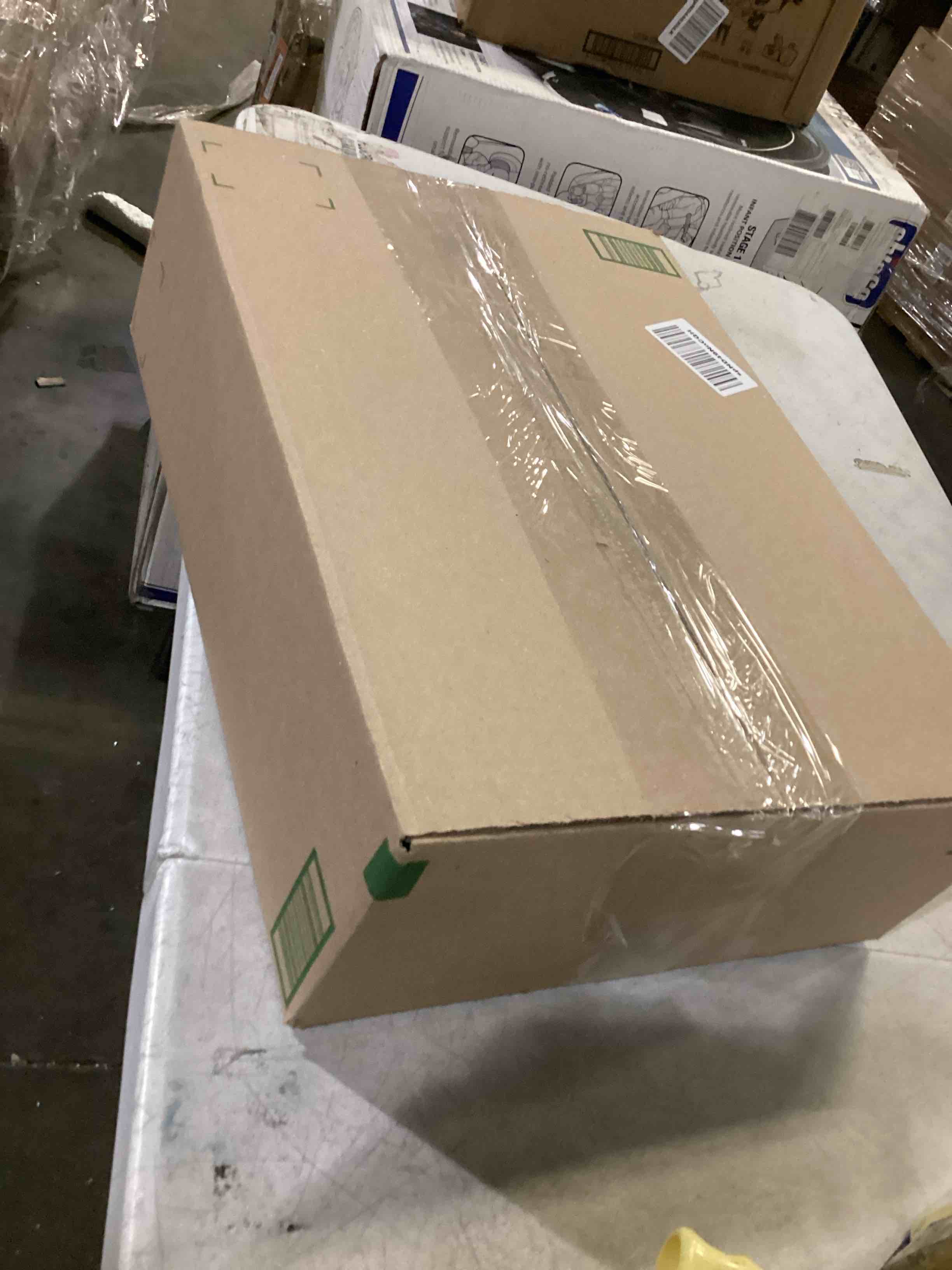 https://s3.amazonaws.com/lotting-images-prod/bidfta/RED5773642_1721995975168.jpeg