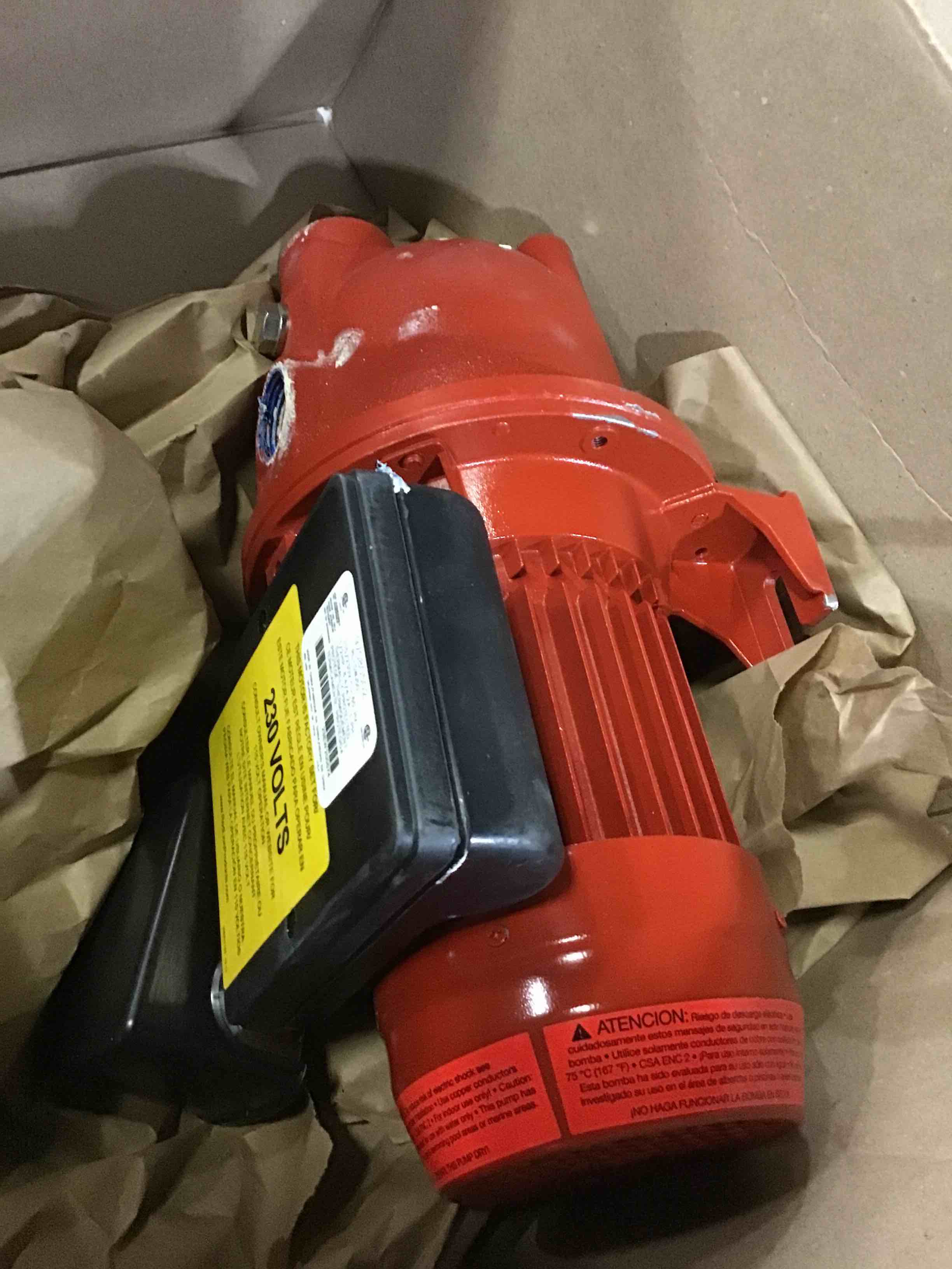 https://s3.amazonaws.com/lotting-images-prod/bidfta/RED5774133_1718980357723.jpeg
