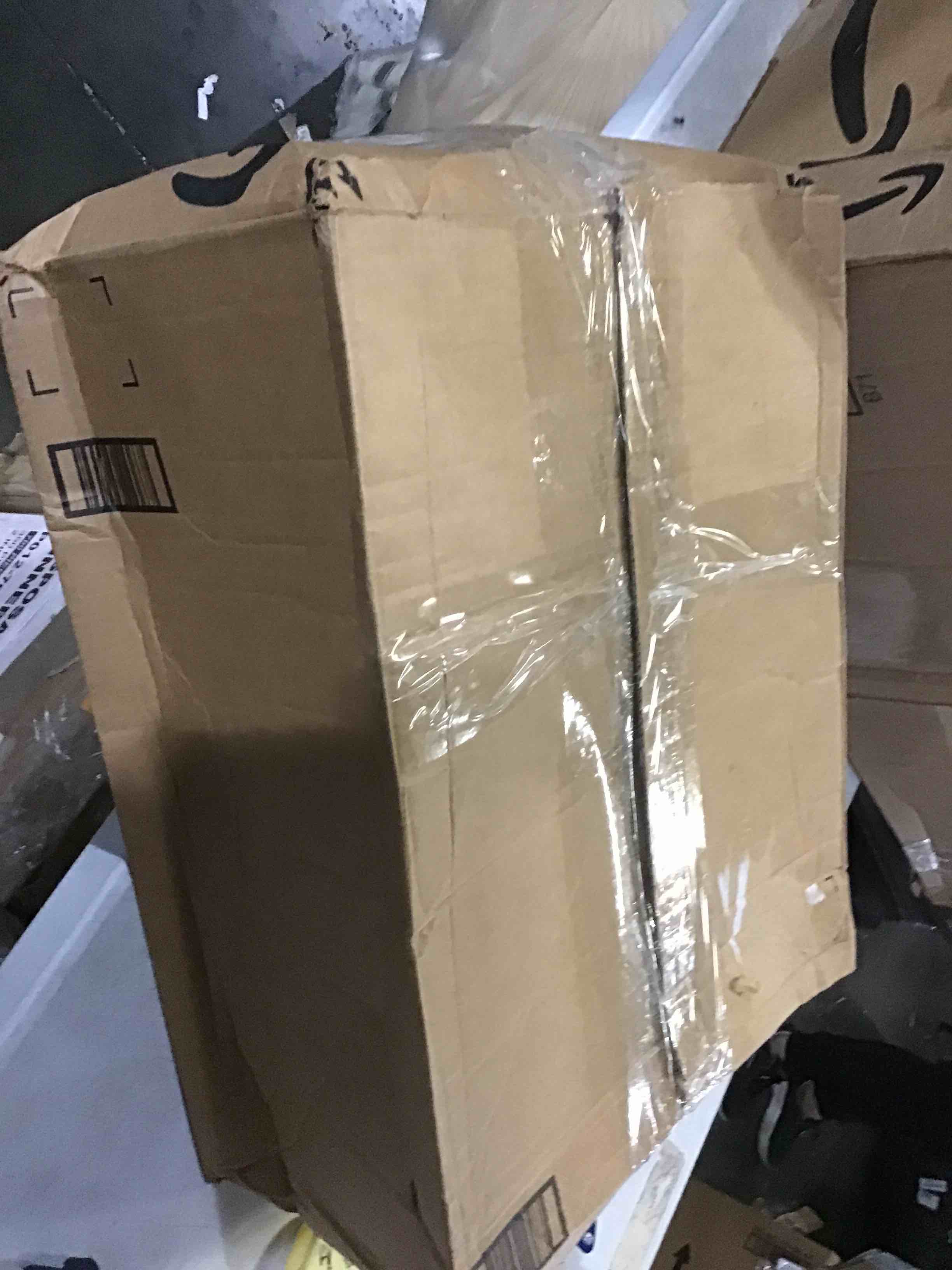 https://s3.amazonaws.com/lotting-images-prod/bidfta/RED5774152_1718984020156.jpeg