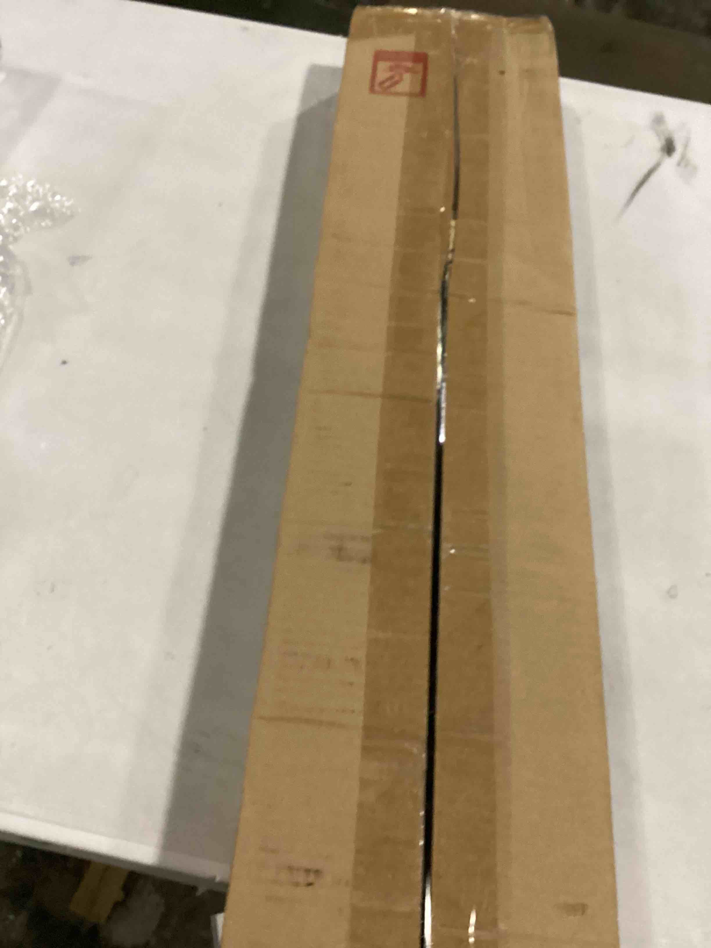 https://s3.amazonaws.com/lotting-images-prod/bidfta/RED5777092_1721415228019.jpeg