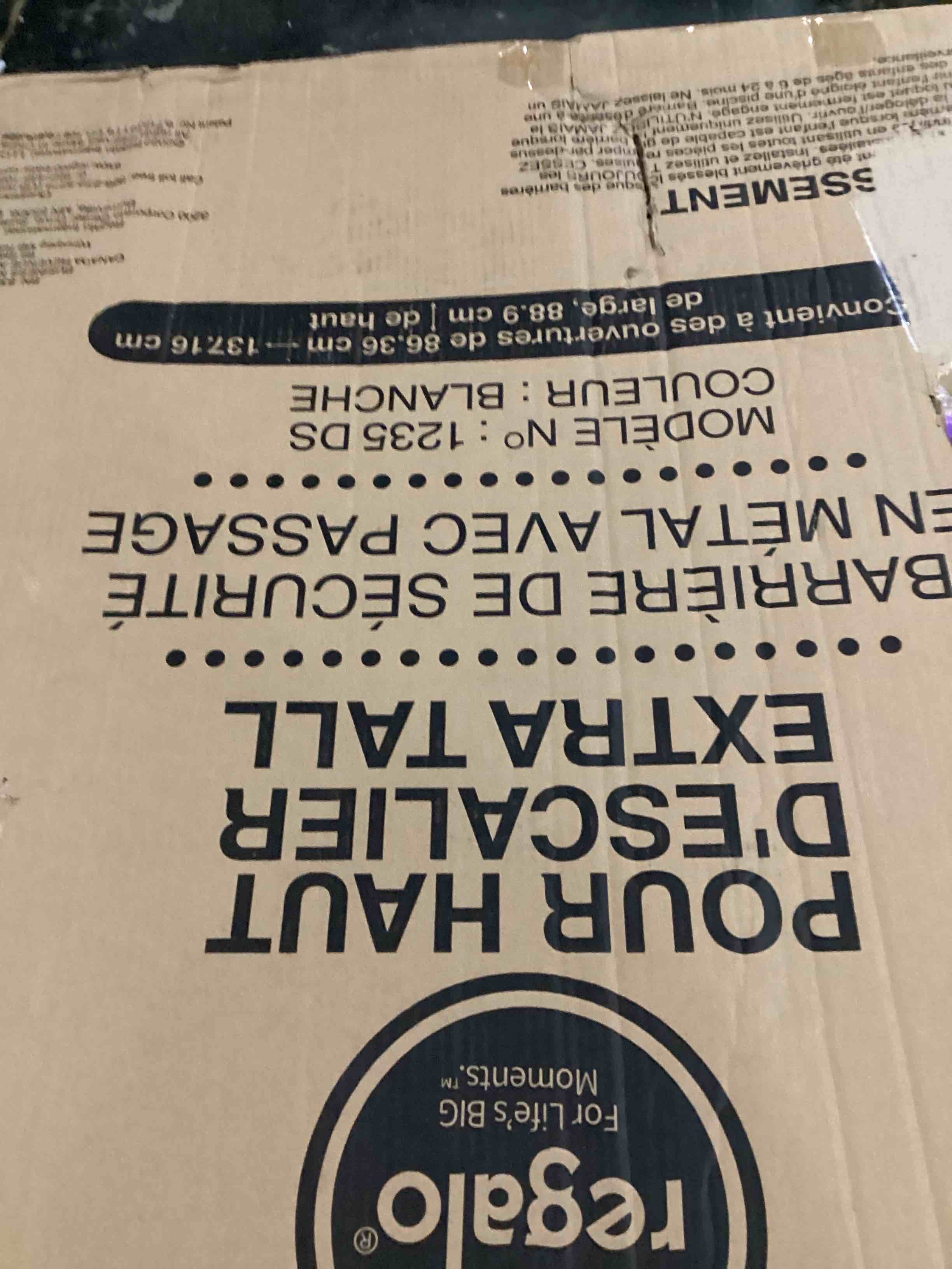 https://s3.amazonaws.com/lotting-images-prod/bidfta/RED5777992_1722599473703.jpeg