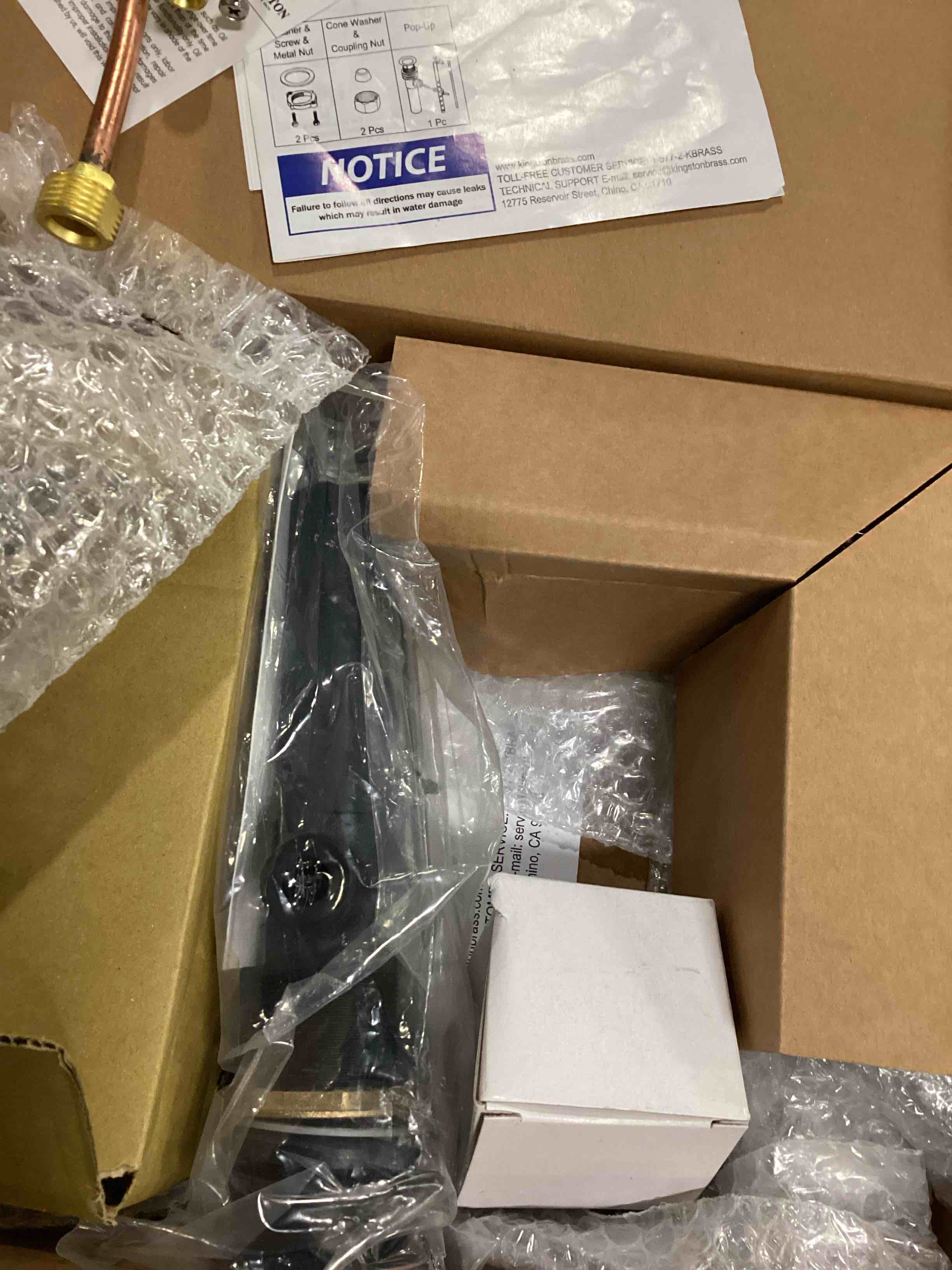 https://s3.amazonaws.com/lotting-images-prod/bidfta/RED5779137_1720790728930.jpeg