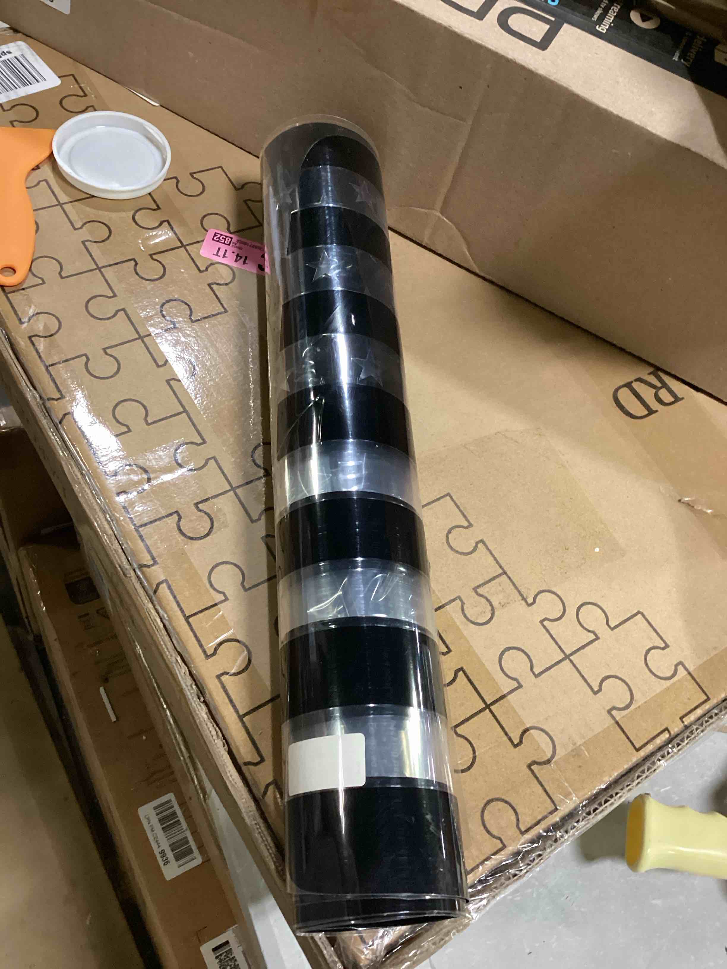 https://s3.amazonaws.com/lotting-images-prod/bidfta/RED5779480_1721302439019.jpeg