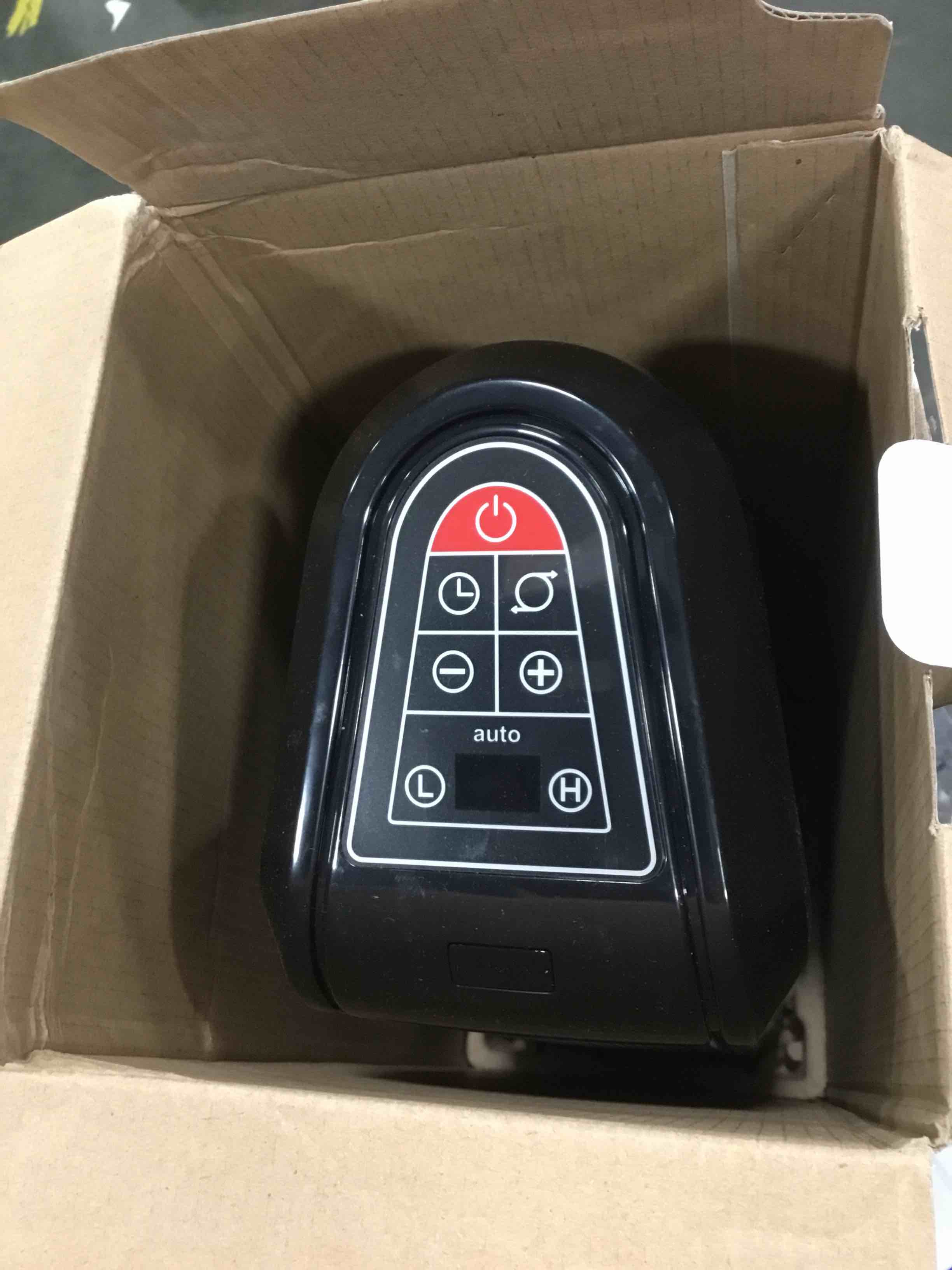 https://s3.amazonaws.com/lotting-images-prod/bidfta/RED5780224_1706891521782.jpeg