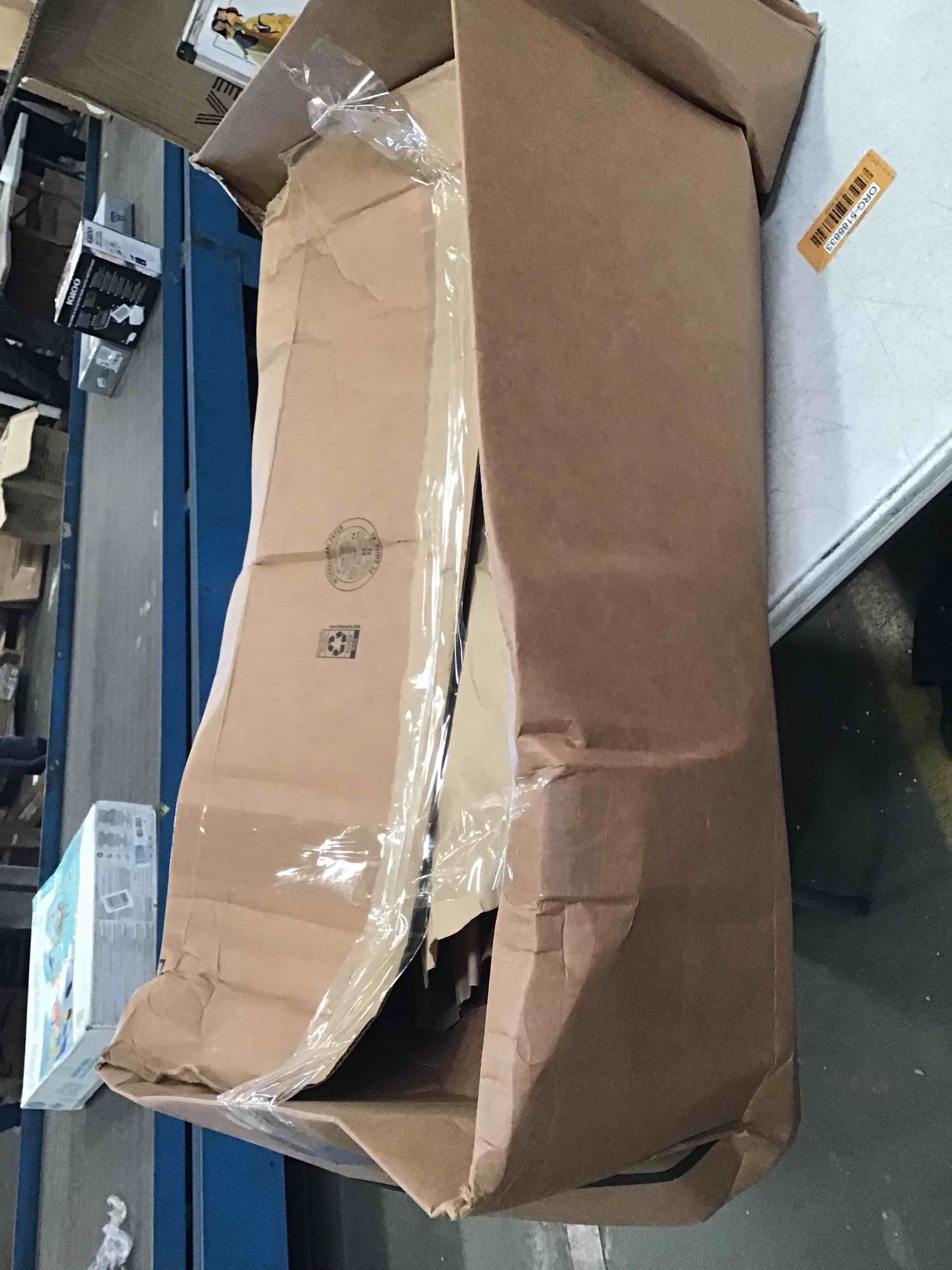 https://s3.amazonaws.com/lotting-images-prod/bidfta/RED5780429_1706979124292.jpeg