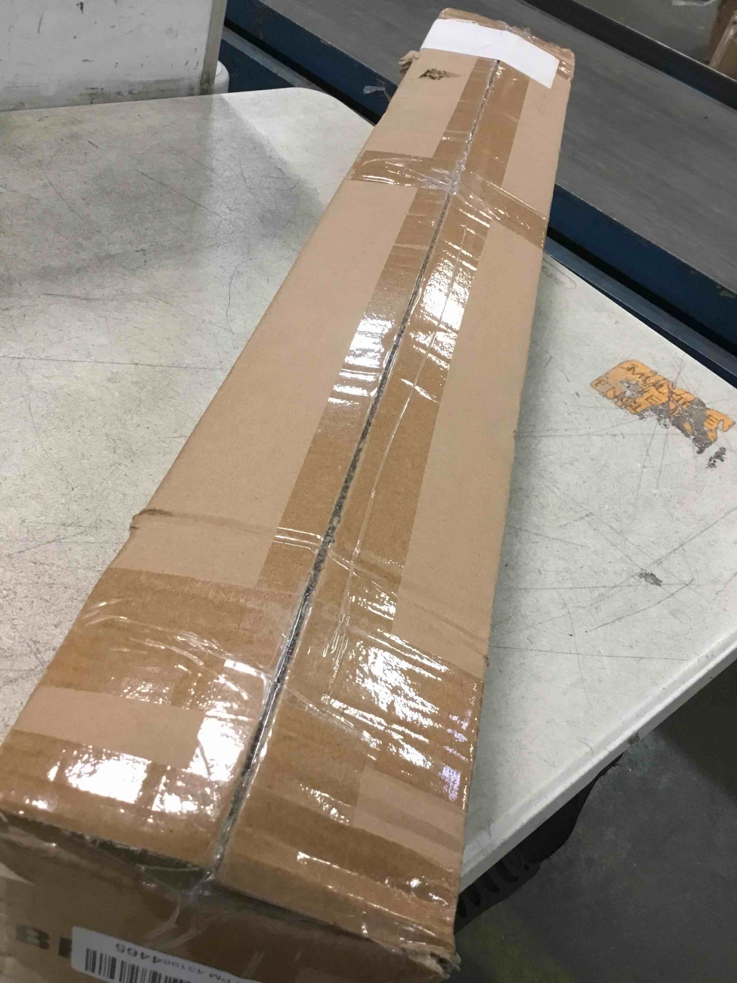 https://s3.amazonaws.com/lotting-images-prod/bidfta/RED5781947_1706633722051.jpeg