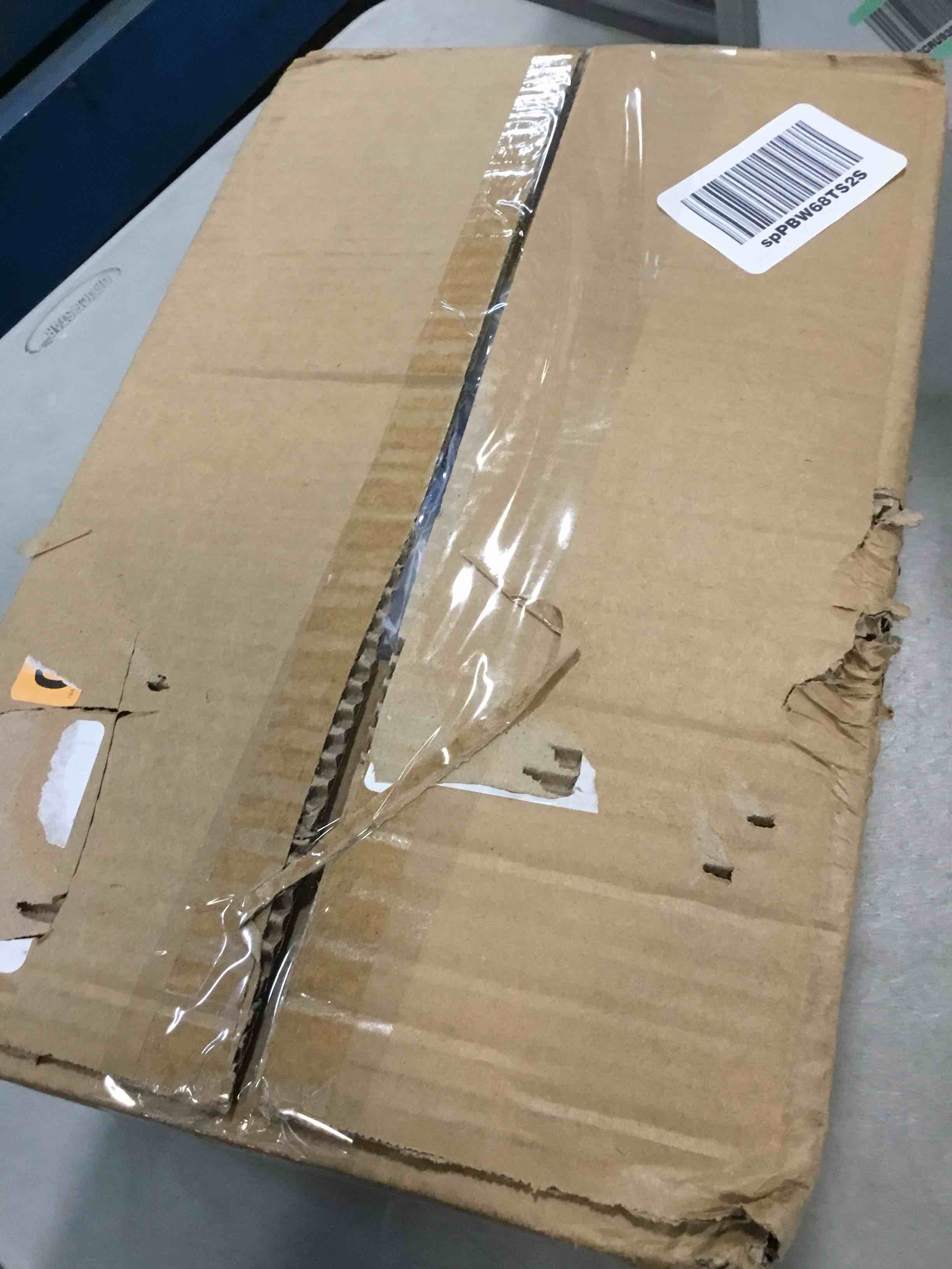 https://s3.amazonaws.com/lotting-images-prod/bidfta/RED5782432_1706805793239.jpeg