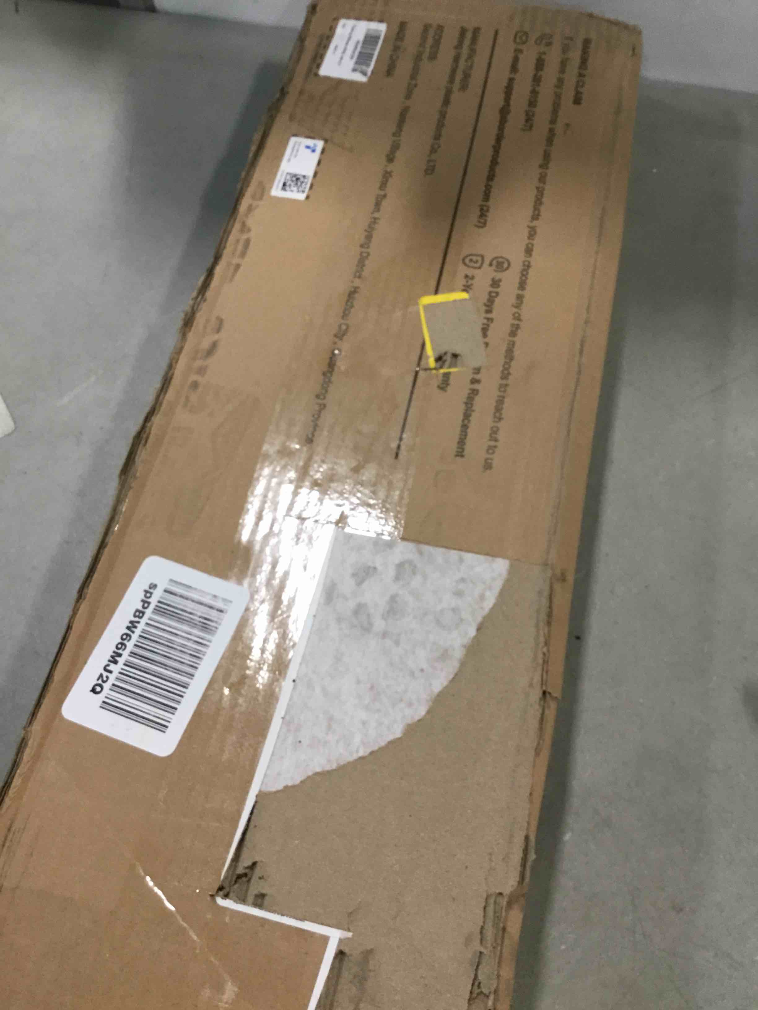 https://s3.amazonaws.com/lotting-images-prod/bidfta/RED5782476_1706811954868.jpeg