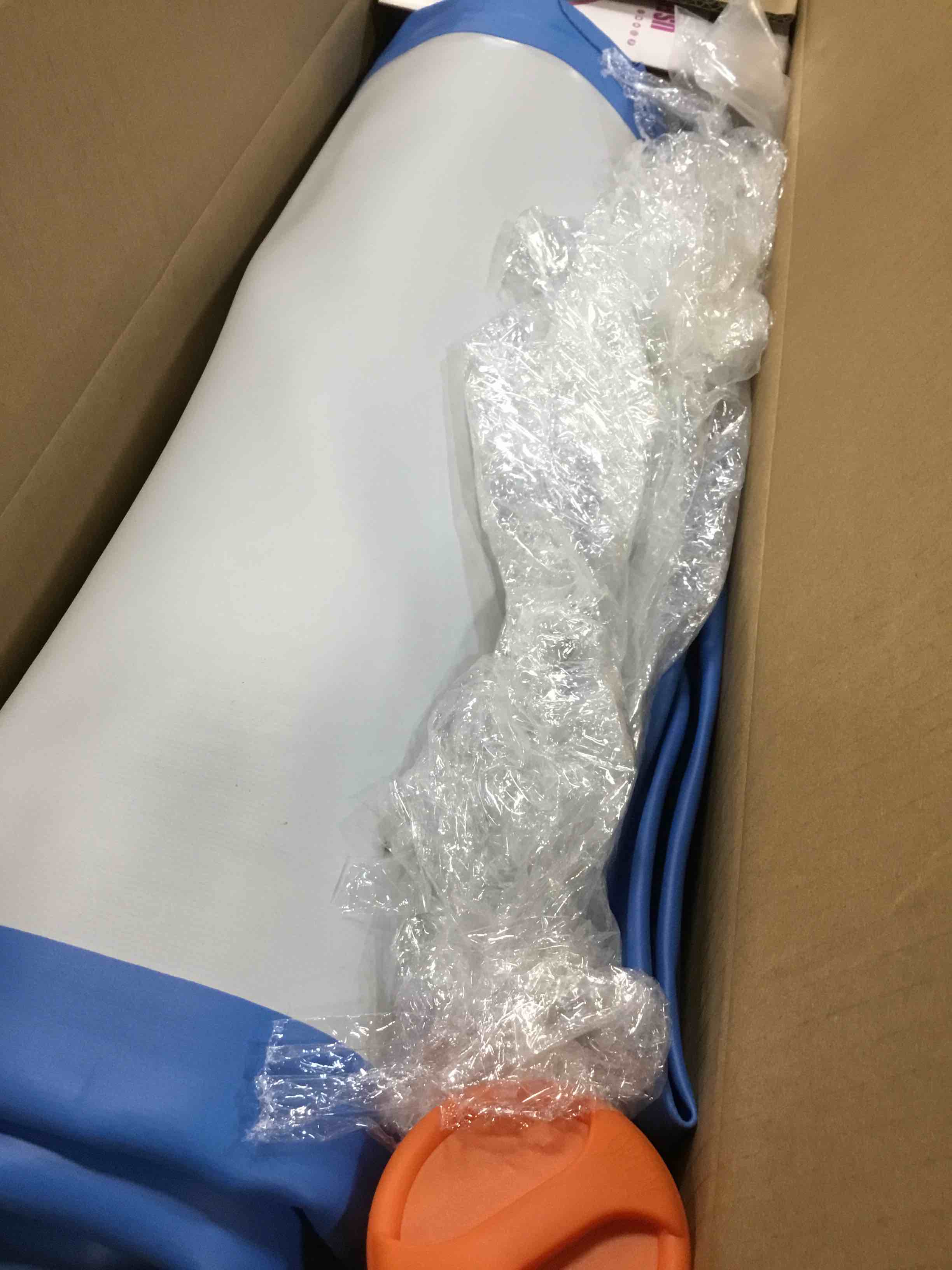 https://s3.amazonaws.com/lotting-images-prod/bidfta/RED5782589_1706880458800.jpeg