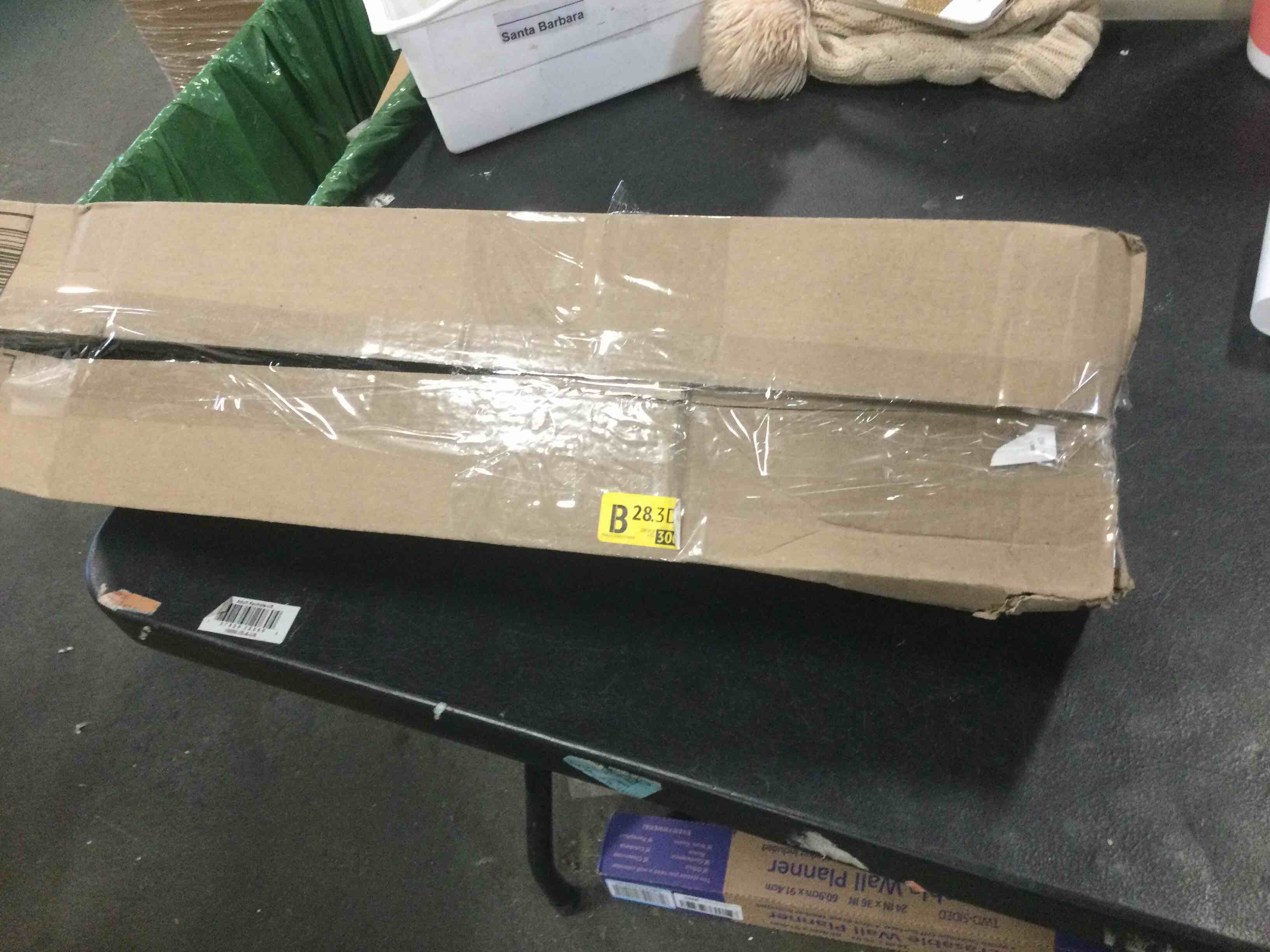 https://s3.amazonaws.com/lotting-images-prod/bidfta/RED5782823_1707054851603.jpeg