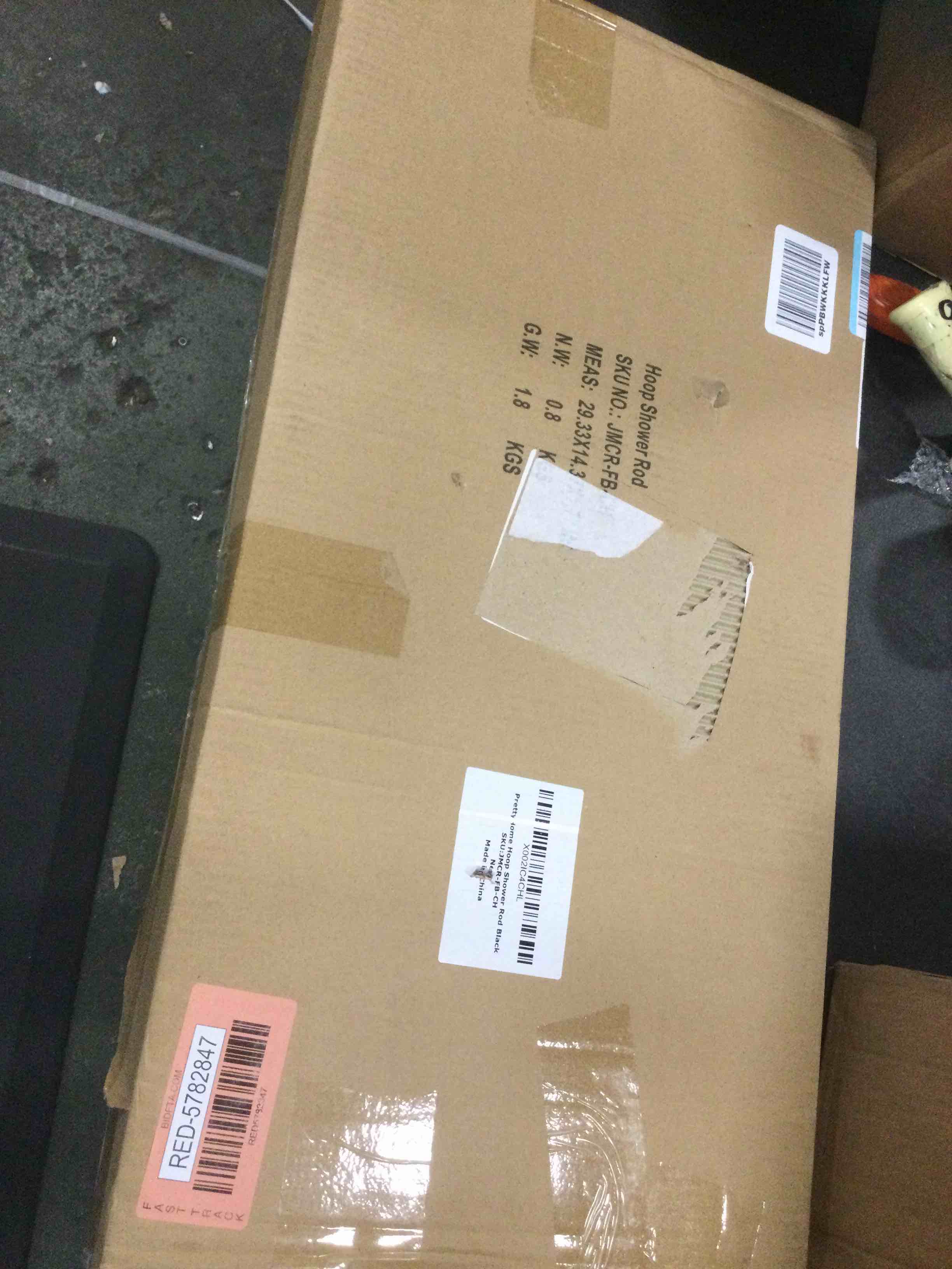 https://s3.amazonaws.com/lotting-images-prod/bidfta/RED5782847_1707056874173.jpeg