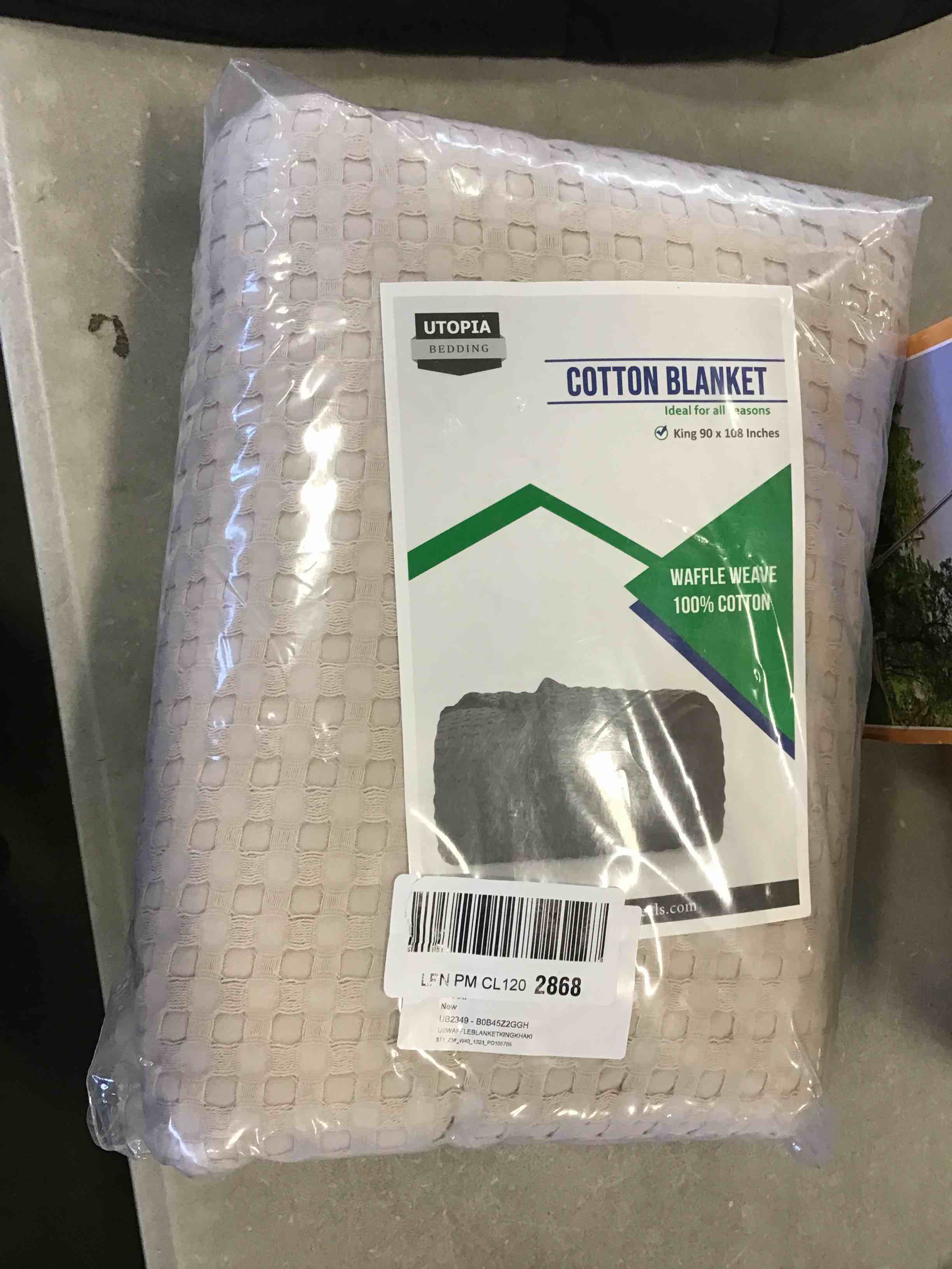 https://s3.amazonaws.com/lotting-images-prod/bidfta/RED5783545_1706797306840.jpeg