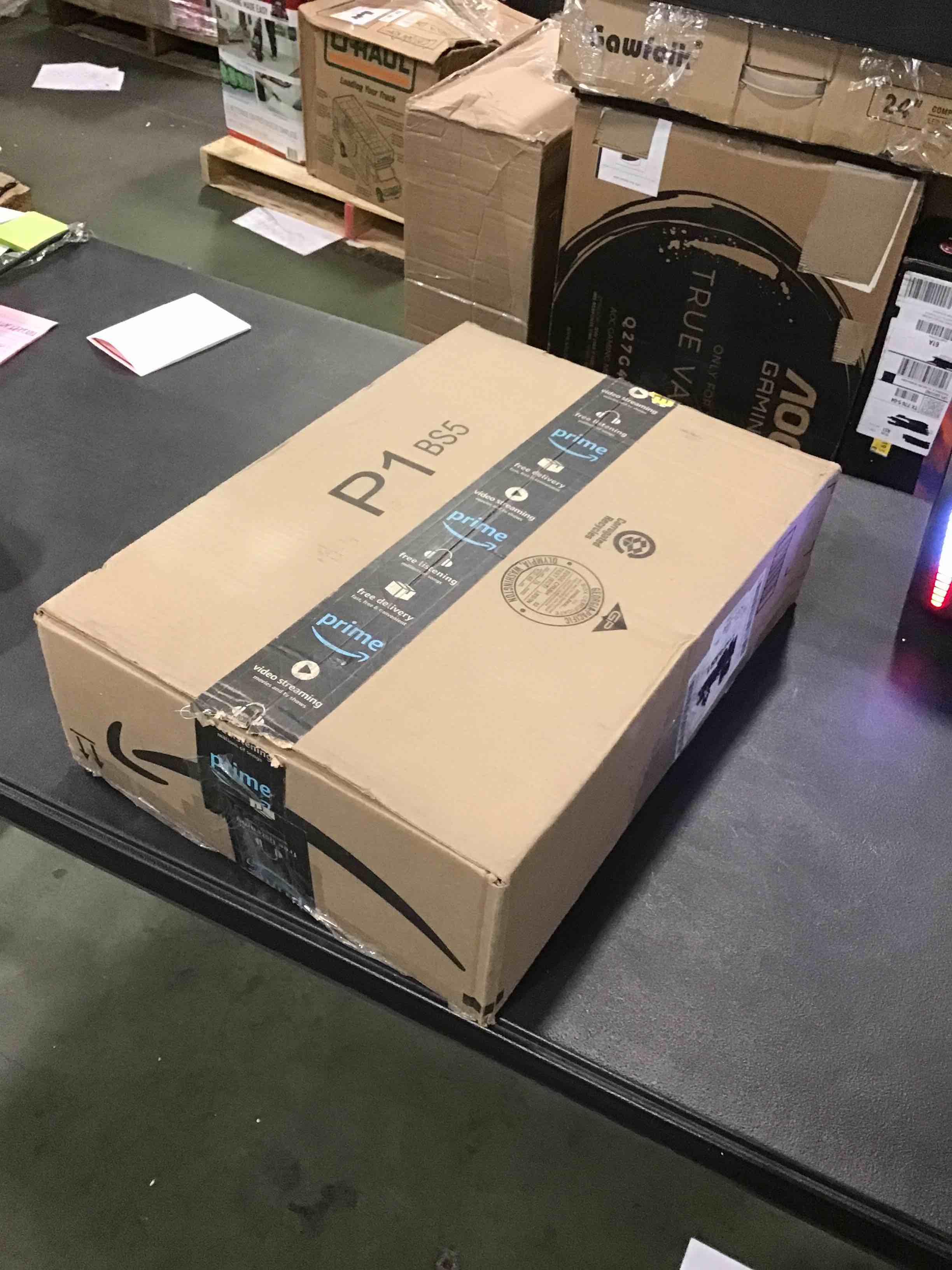 https://s3.amazonaws.com/lotting-images-prod/bidfta/RED5784075_1714651548727.jpeg