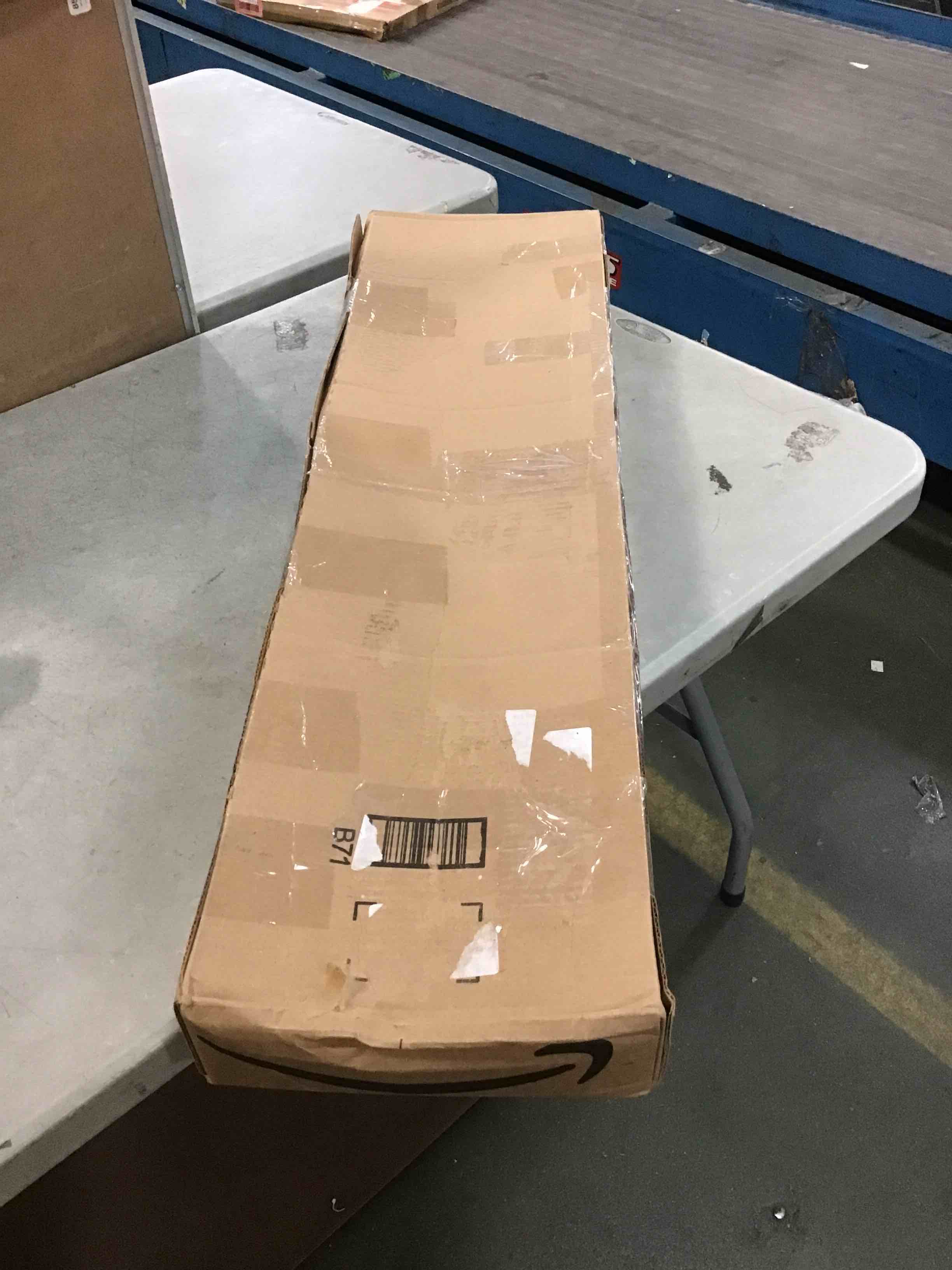https://s3.amazonaws.com/lotting-images-prod/bidfta/RED5784137_1716122295952.jpeg