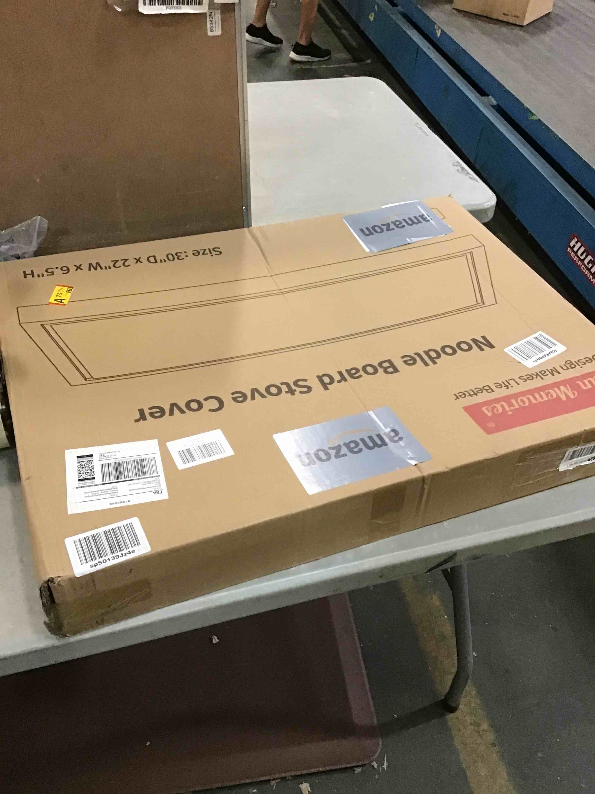 https://s3.amazonaws.com/lotting-images-prod/bidfta/RED5784239_1716142841936.jpeg
