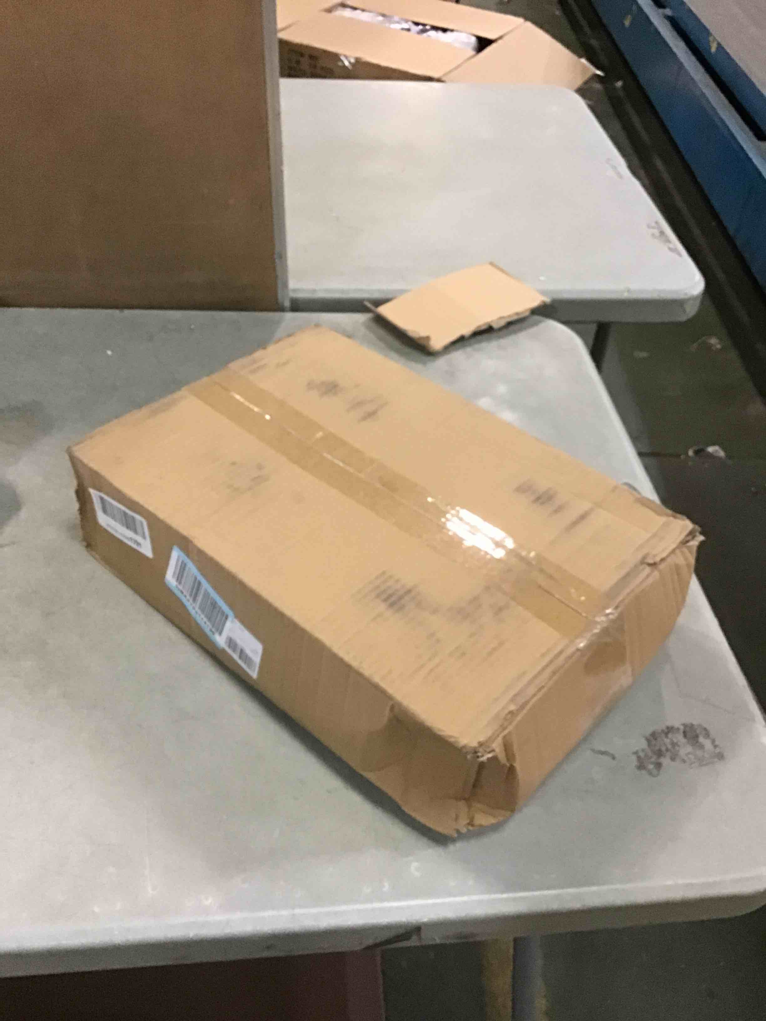 https://s3.amazonaws.com/lotting-images-prod/bidfta/RED5784266_1716146476922.jpeg