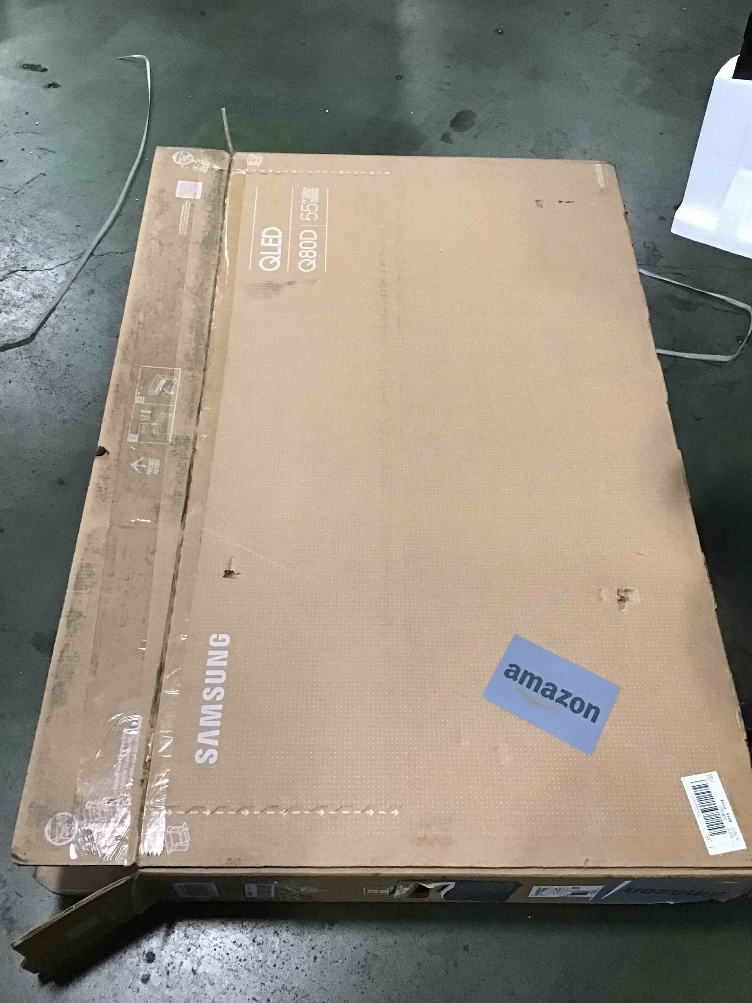 https://s3.amazonaws.com/lotting-images-prod/bidfta/RED5784305_1718630293043.jpeg