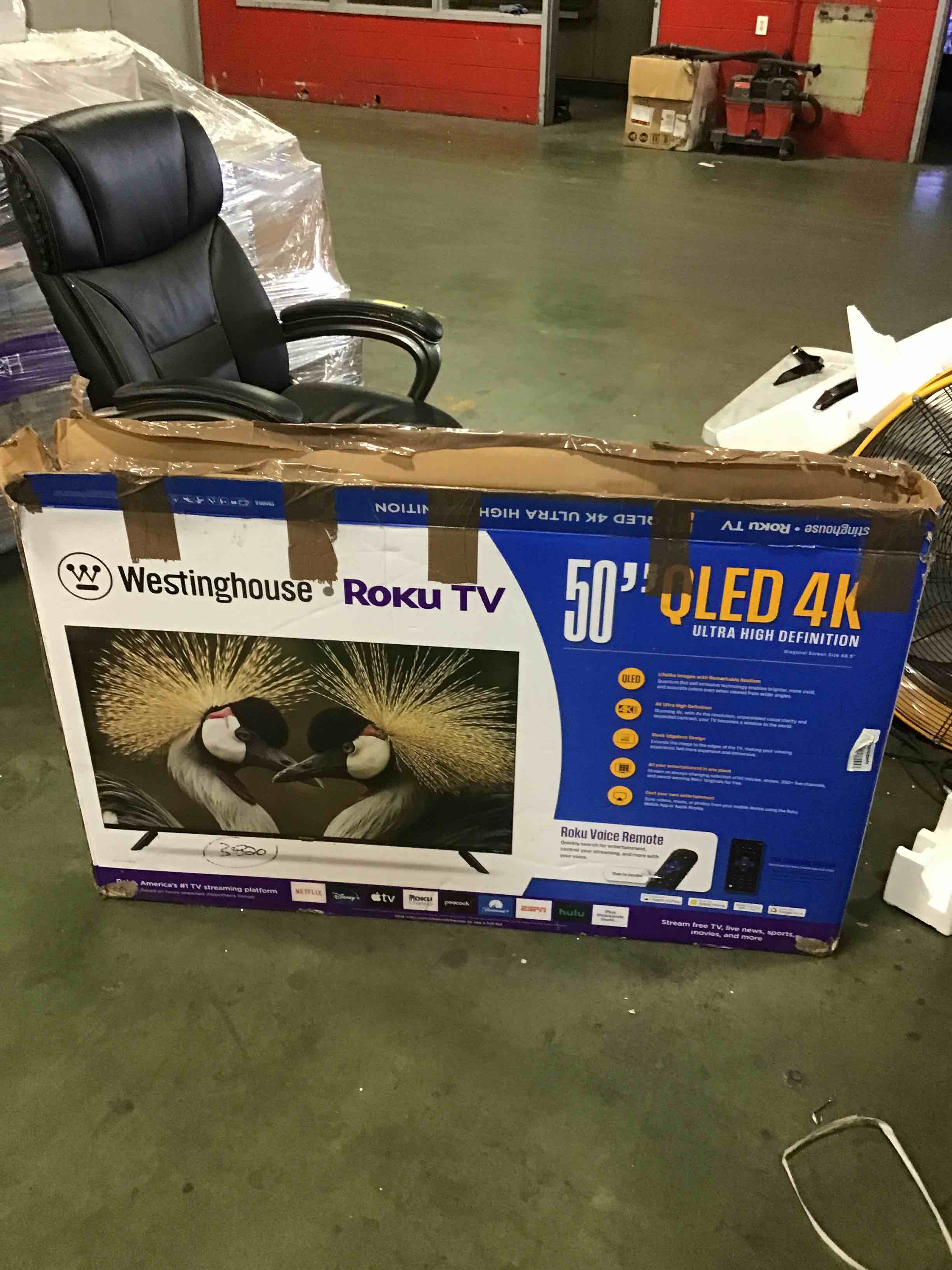 https://s3.amazonaws.com/lotting-images-prod/bidfta/RED5784306_1718632422301.jpeg