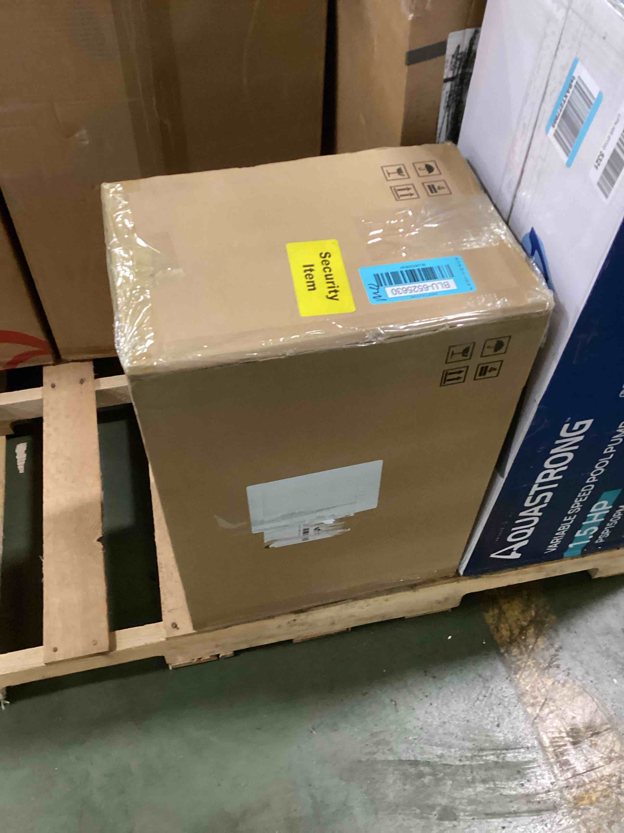 https://s3.amazonaws.com/lotting-images-prod/bidfta/RED5784331_1720012389252.jpeg