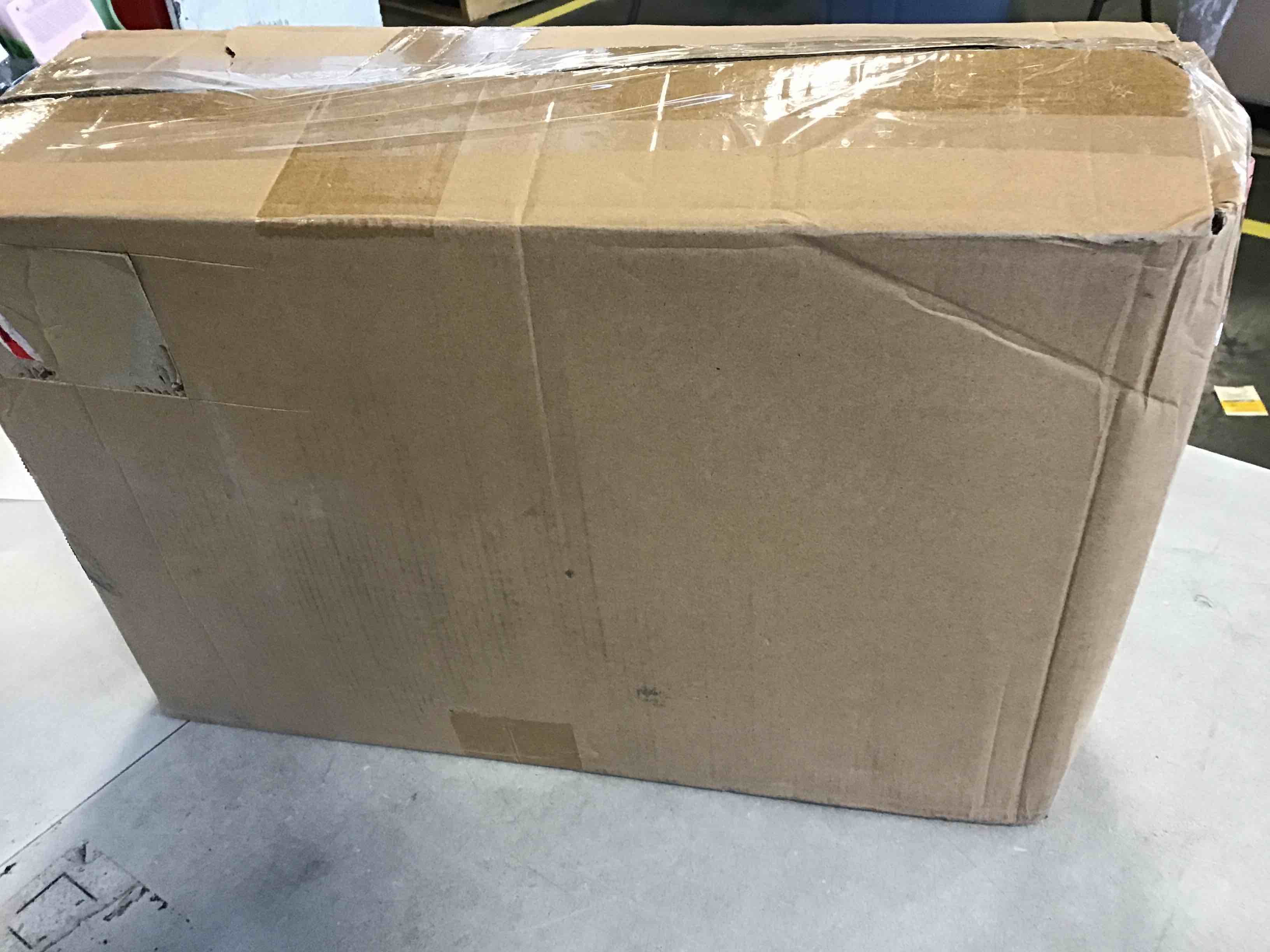 https://s3.amazonaws.com/lotting-images-prod/bidfta/RED5784848_1707252640157.jpeg