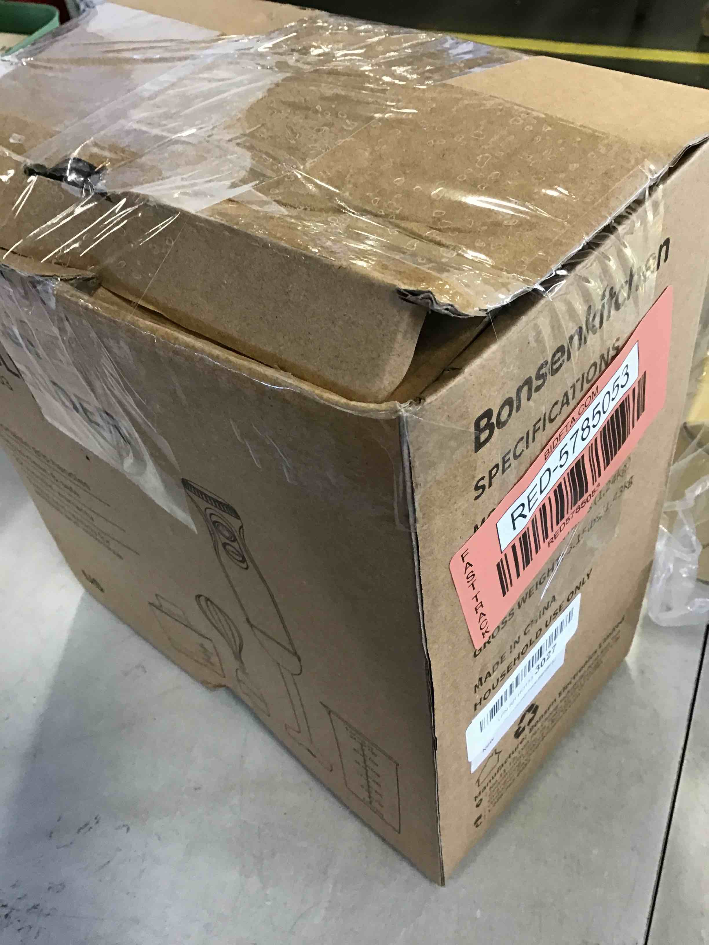 https://s3.amazonaws.com/lotting-images-prod/bidfta/RED5785053_1707329579525.jpeg