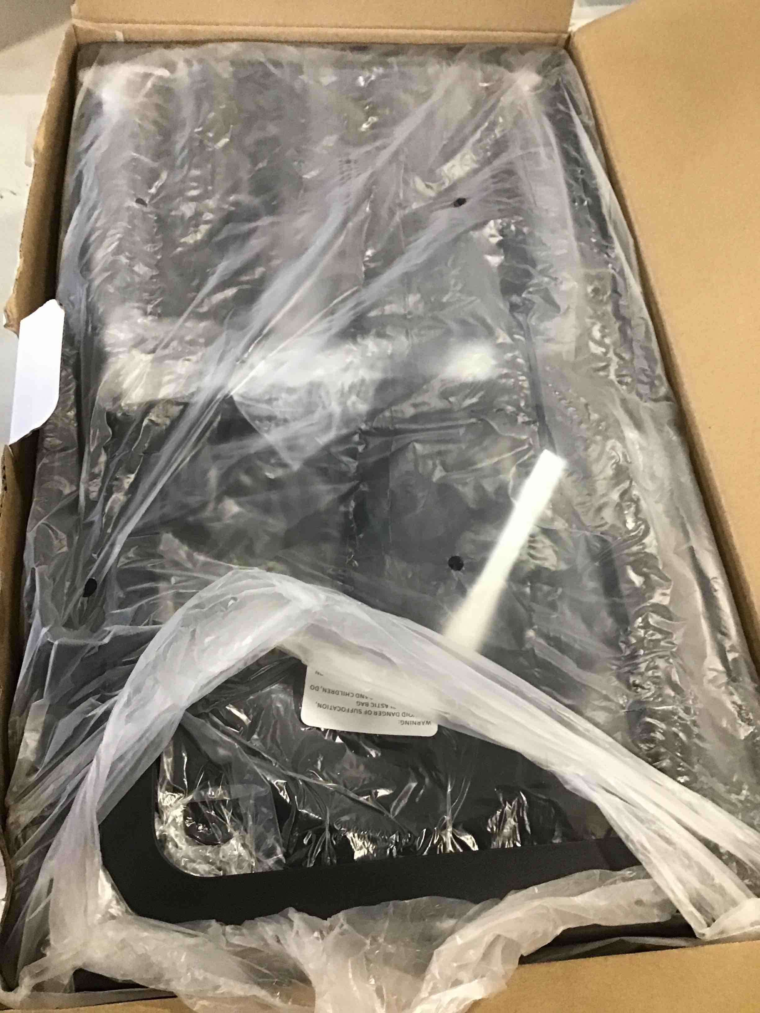 https://s3.amazonaws.com/lotting-images-prod/bidfta/RED5785160_1707340481921.jpeg