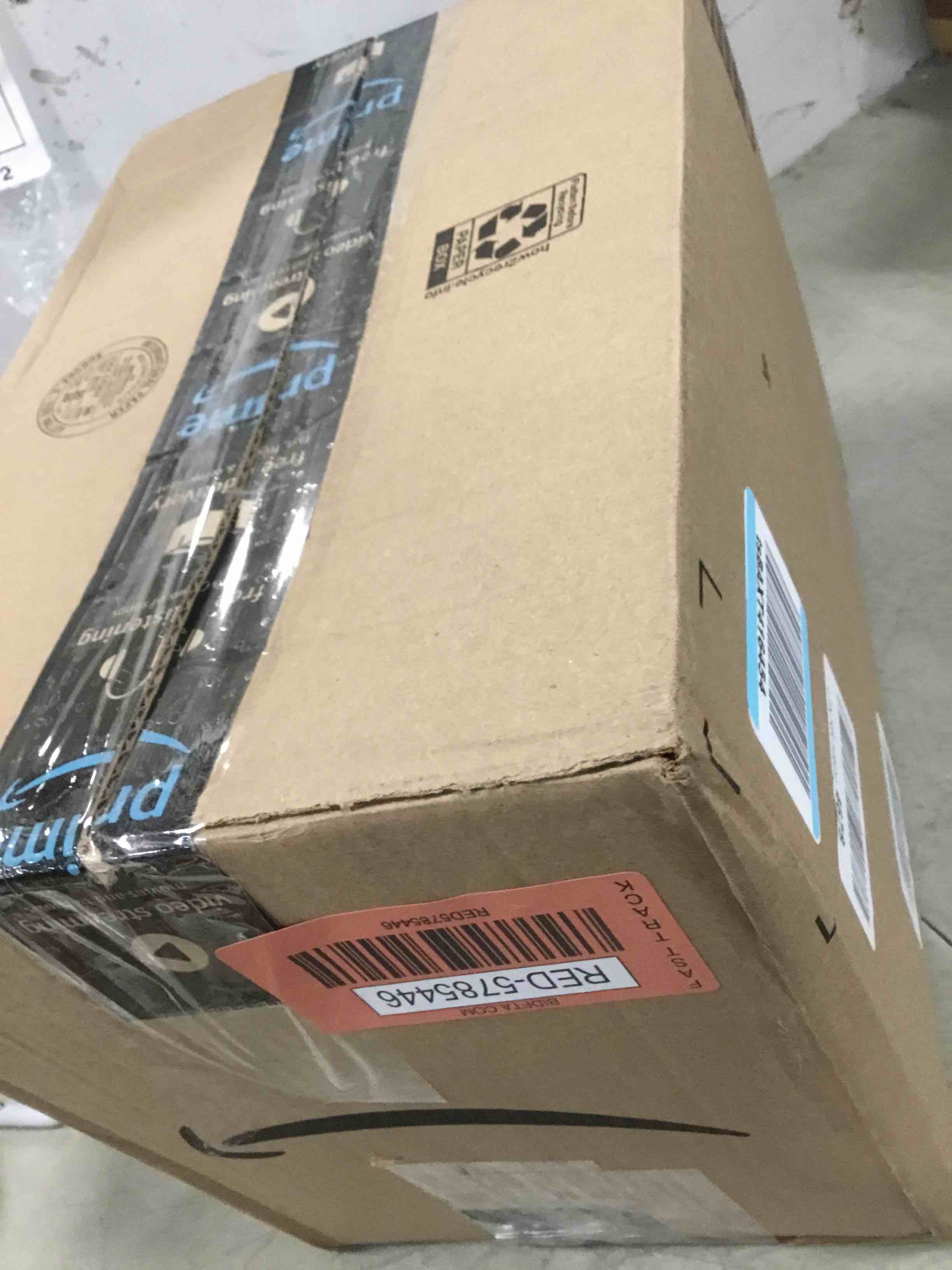 https://s3.amazonaws.com/lotting-images-prod/bidfta/RED5785446_1707587590450.jpeg