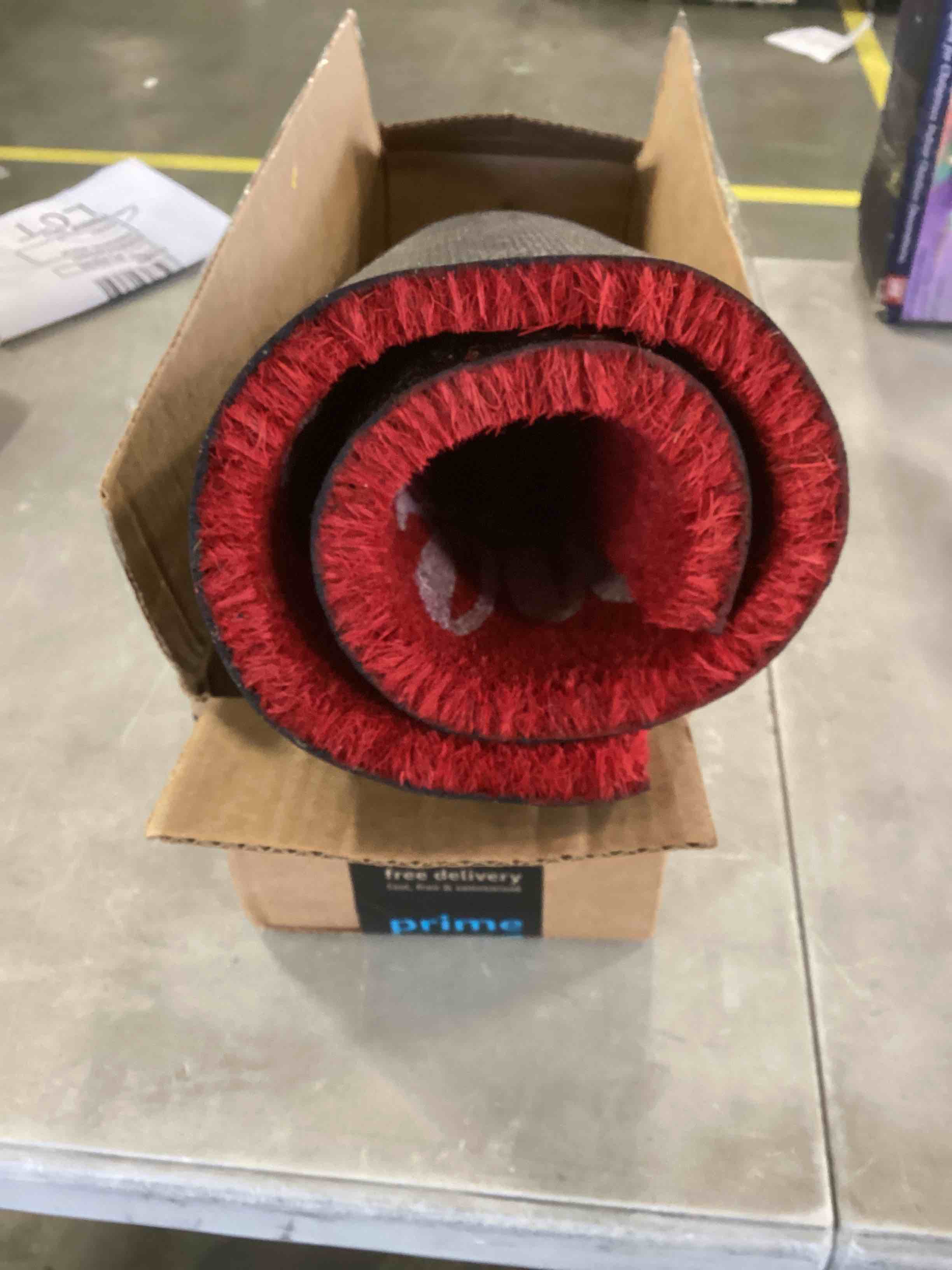 https://s3.amazonaws.com/lotting-images-prod/bidfta/RED5786493_1706821903097.jpeg