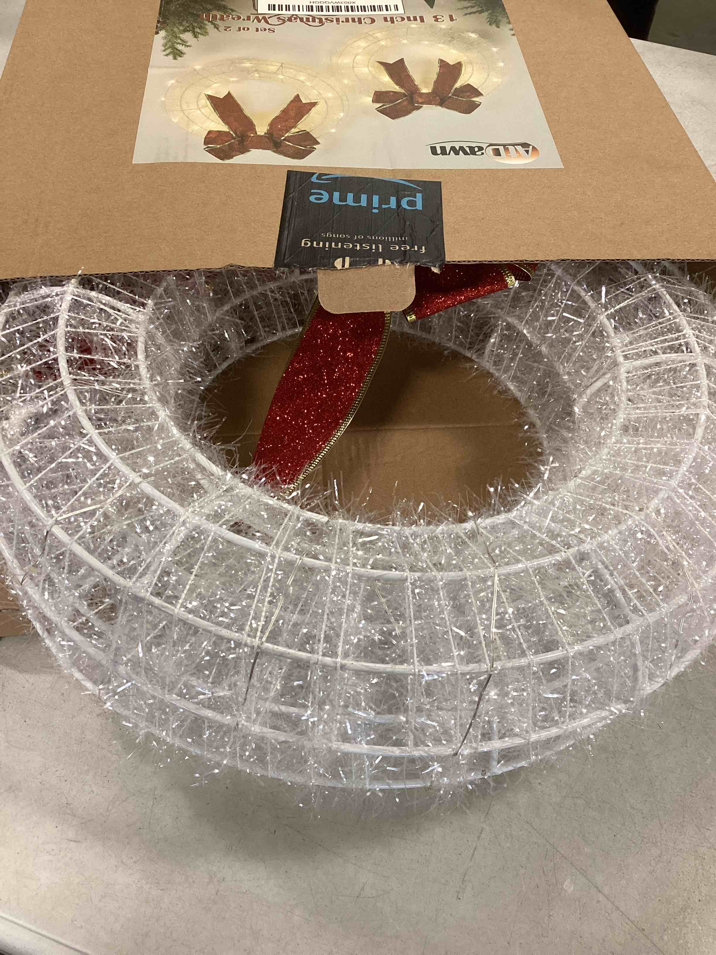 https://s3.amazonaws.com/lotting-images-prod/bidfta/RED5787011_1707229450688.jpeg