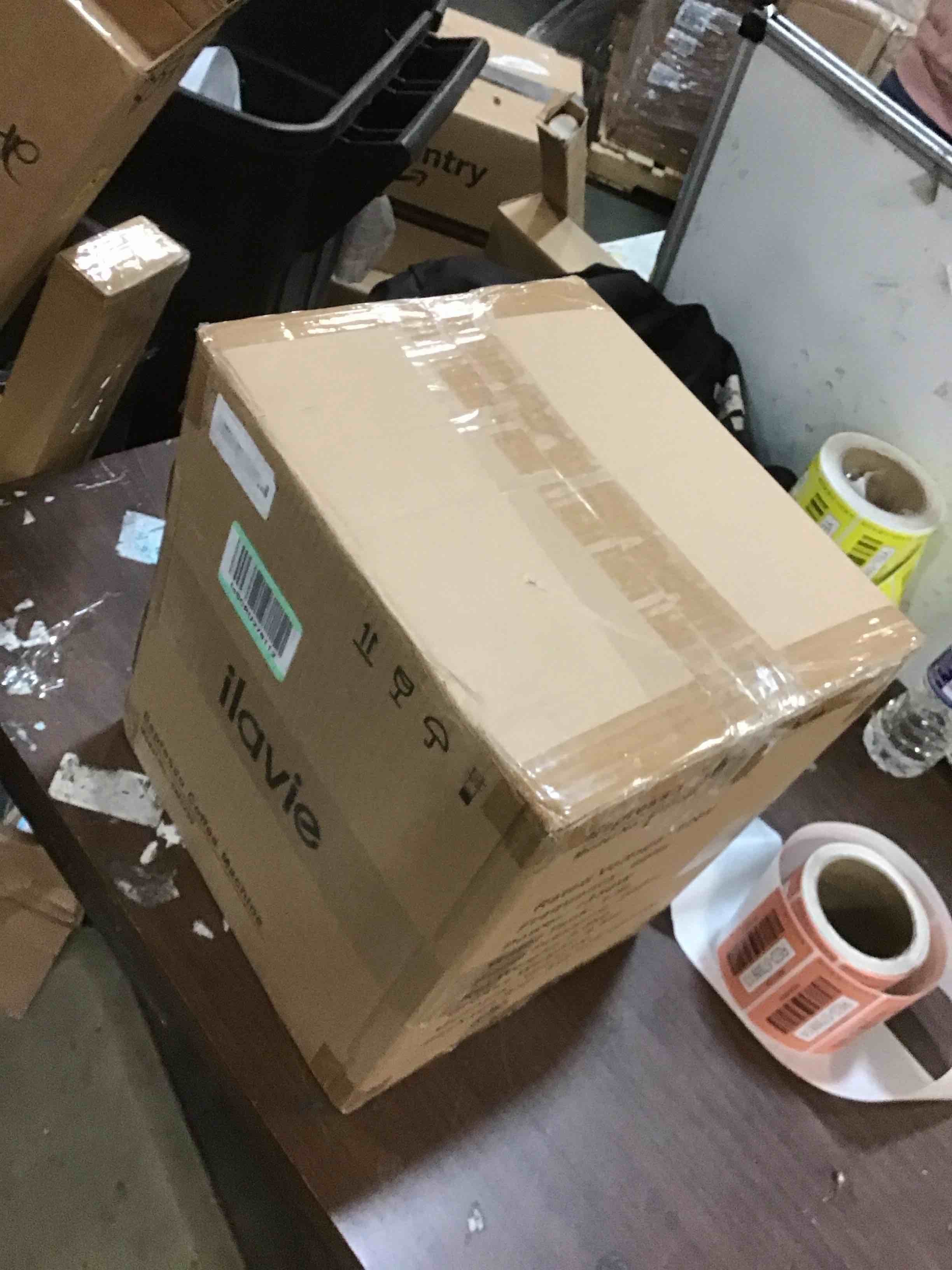 https://s3.amazonaws.com/lotting-images-prod/bidfta/RED5788613_1706877109149.jpeg