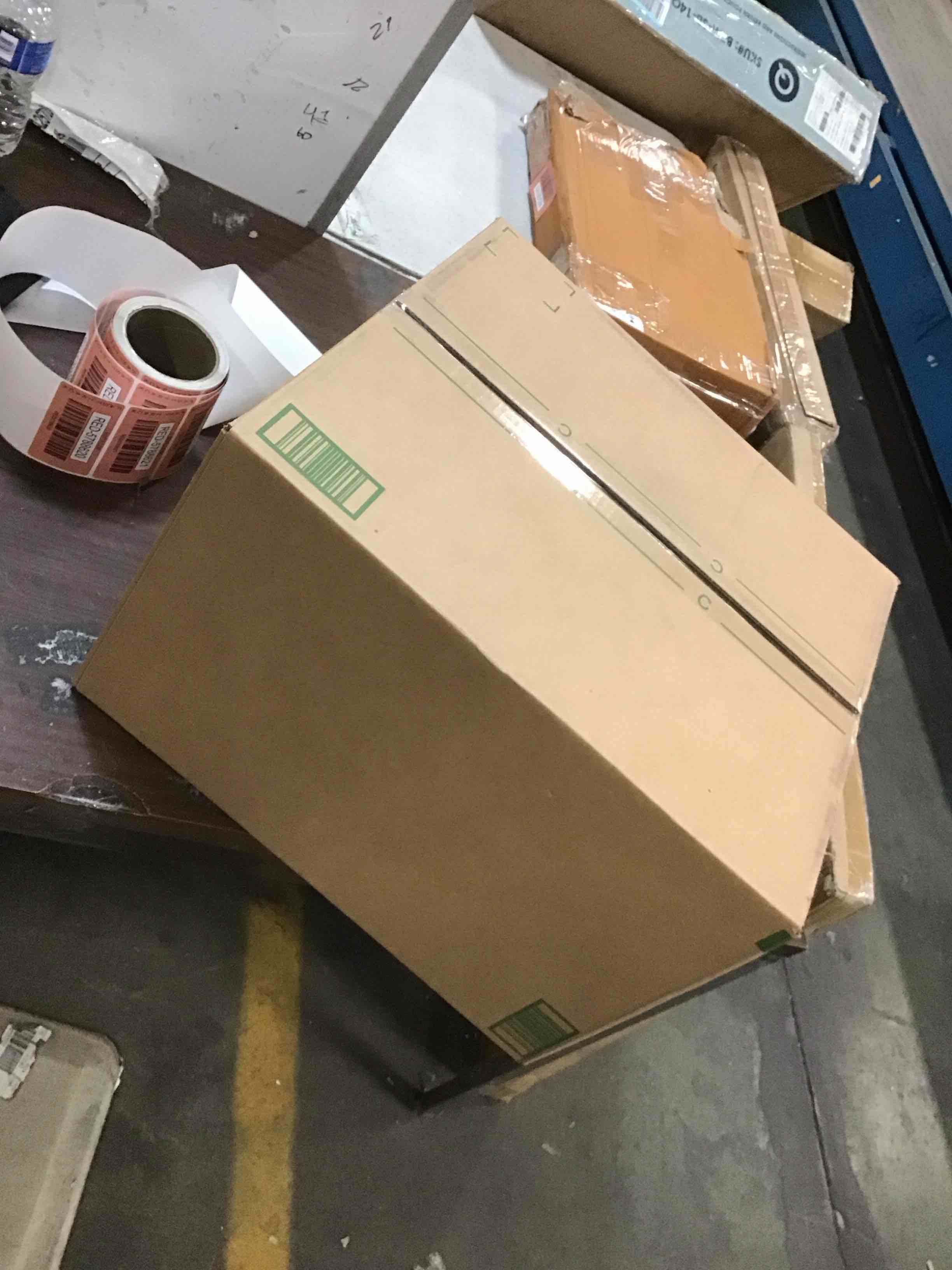 https://s3.amazonaws.com/lotting-images-prod/bidfta/RED5788620_1706877893181.jpeg