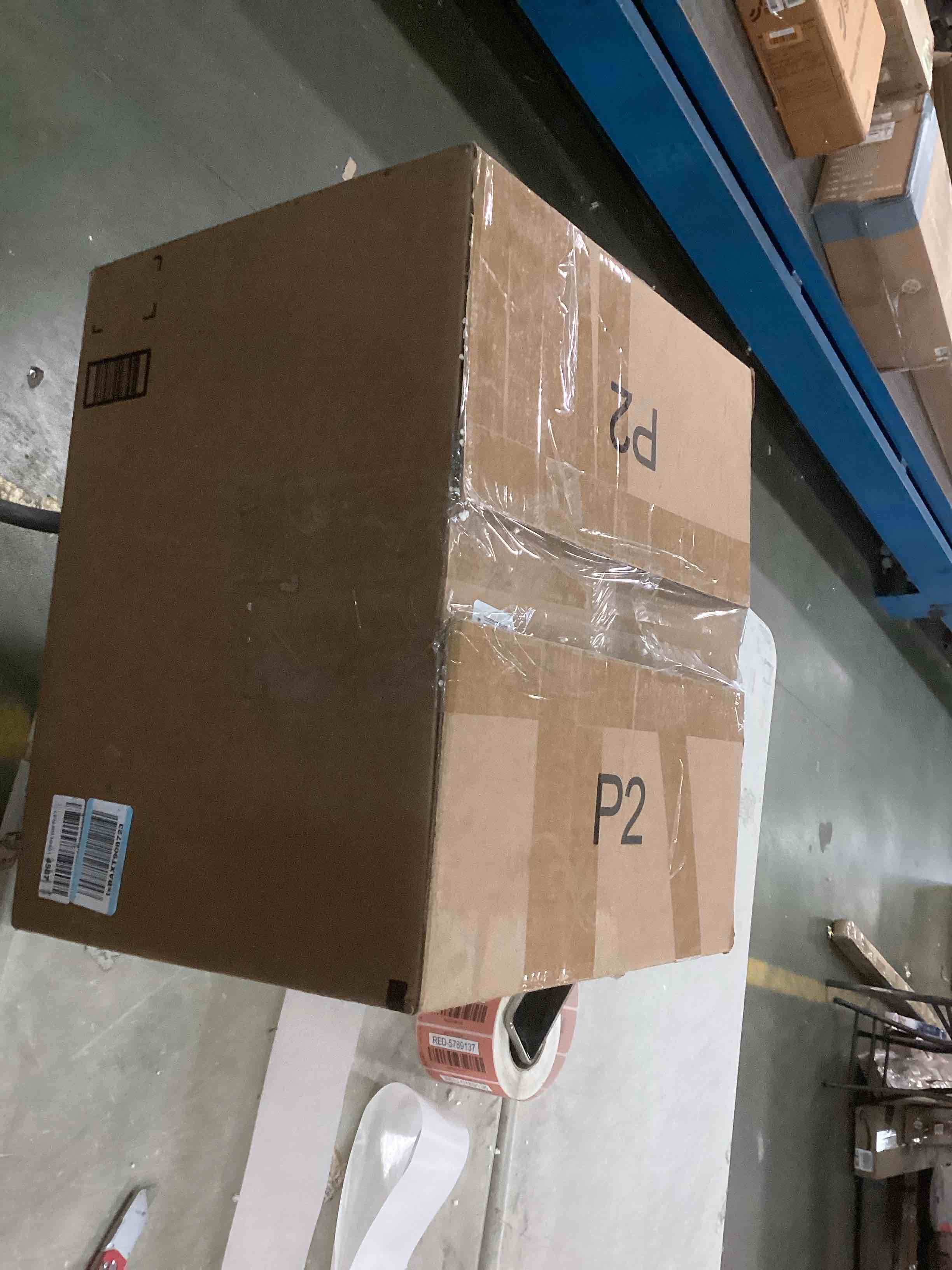 https://s3.amazonaws.com/lotting-images-prod/bidfta/RED5789127_1706554386458.jpeg
