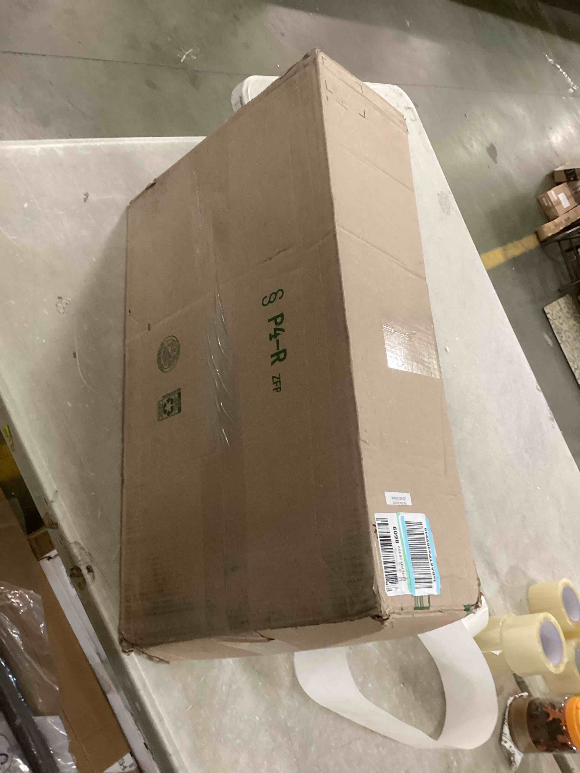 https://s3.amazonaws.com/lotting-images-prod/bidfta/RED5789184_1706562175015.jpeg