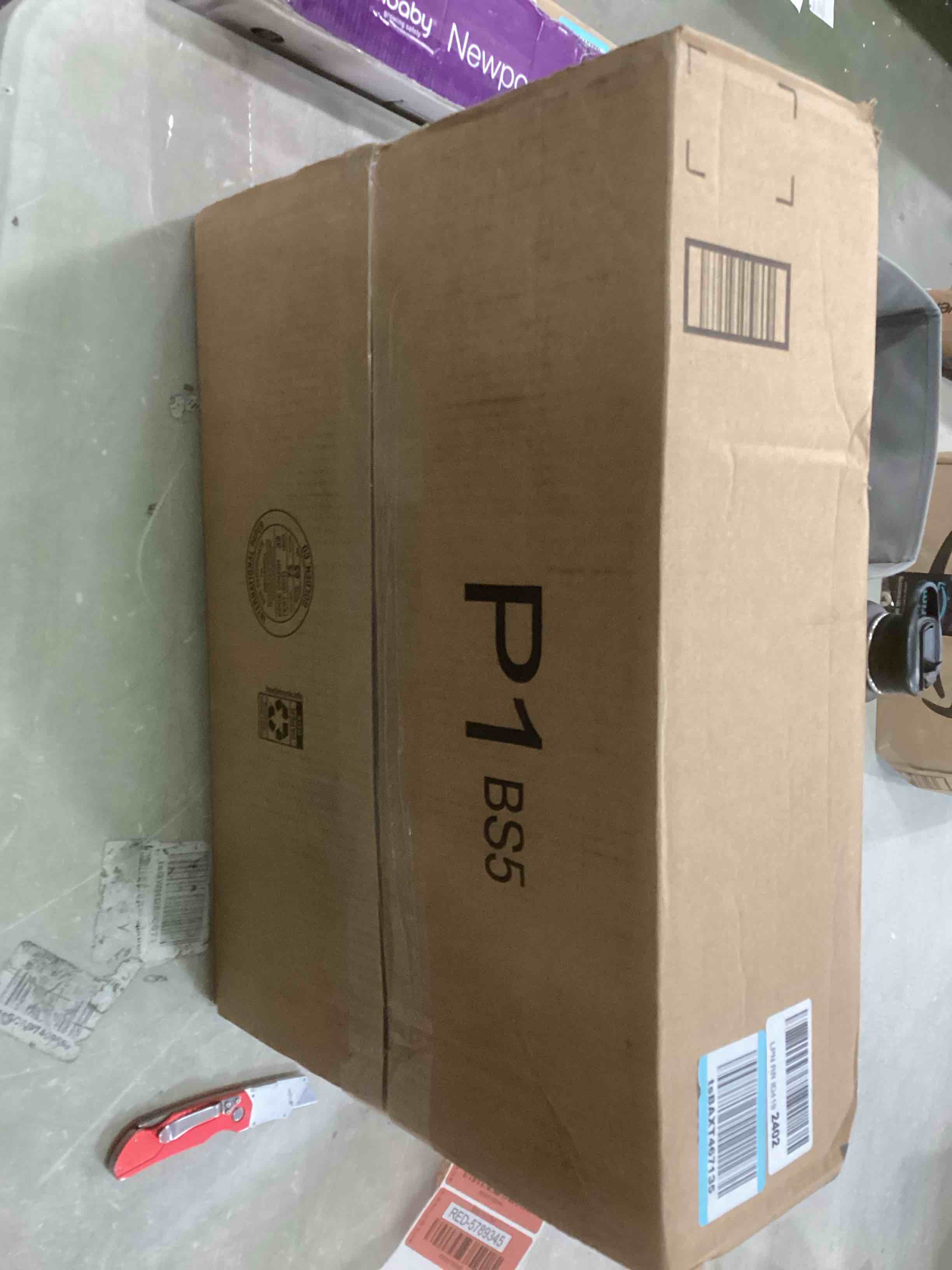 https://s3.amazonaws.com/lotting-images-prod/bidfta/RED5789345_1706632620041.jpeg